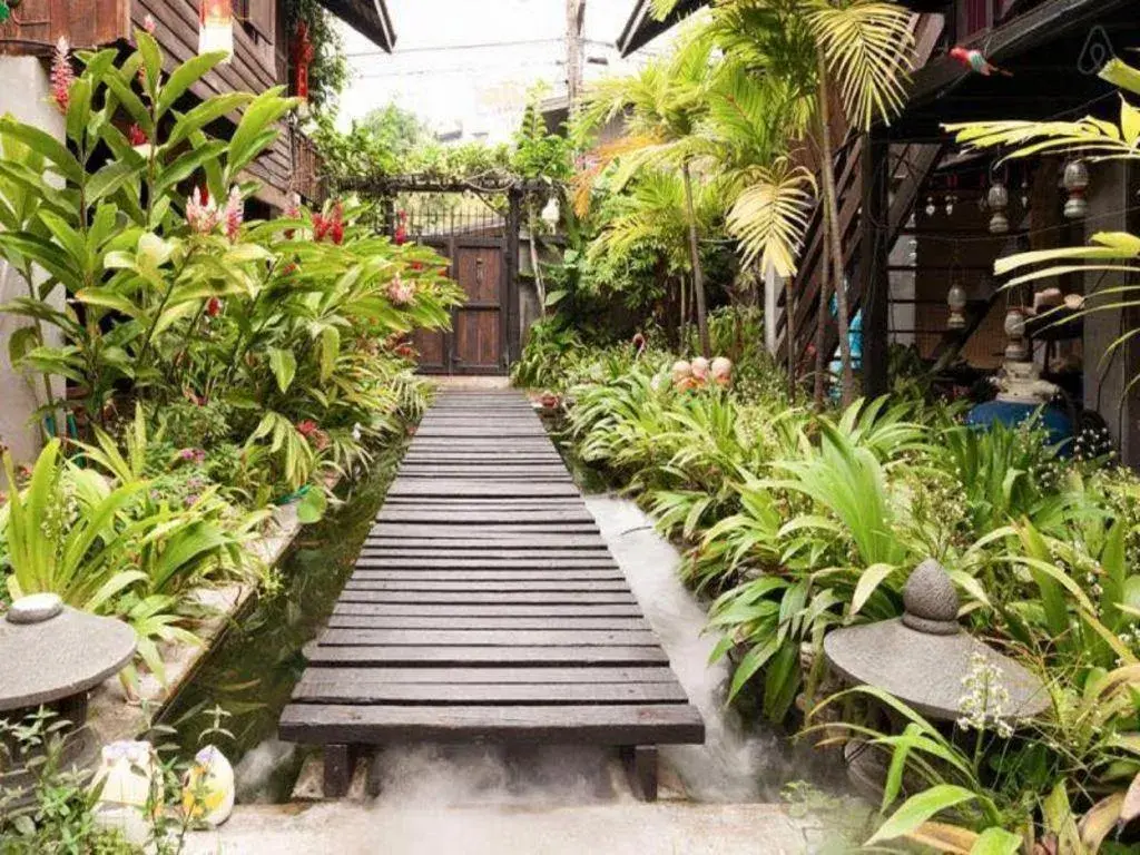 Facade/entrance in Chiang Mai Summer Resort Facade/entrance in Chiang Mai Summer Resort