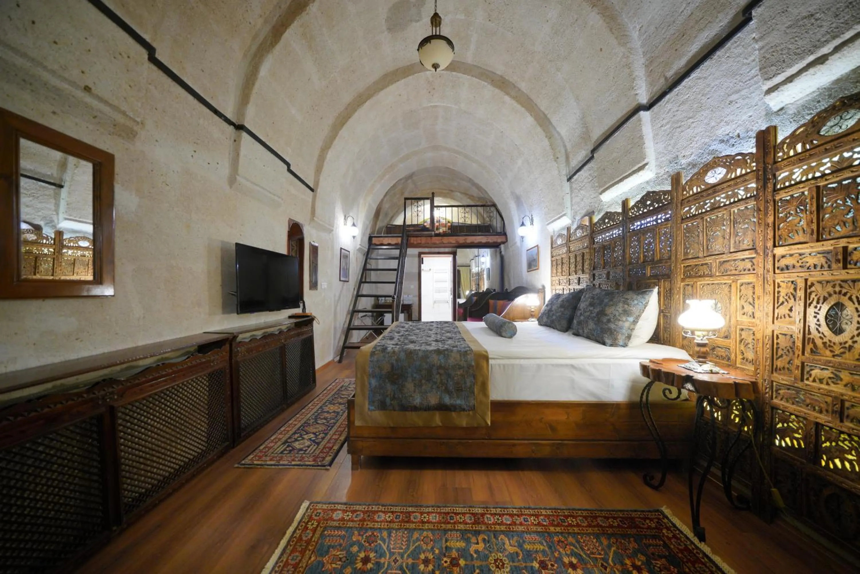 Bedroom, Bed in Mira Cappadocia Hotel