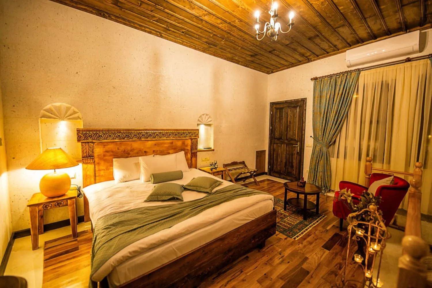 Photo of the whole room, Bed in Mira Cappadocia Hotel