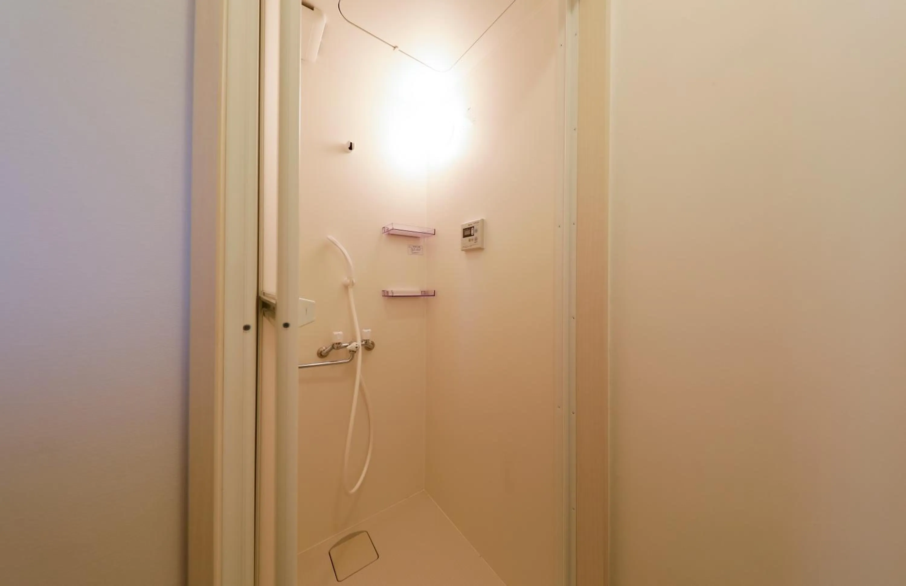 庭之宿 新大阪日本庭園の家 -Residence inn Niwanoyado-