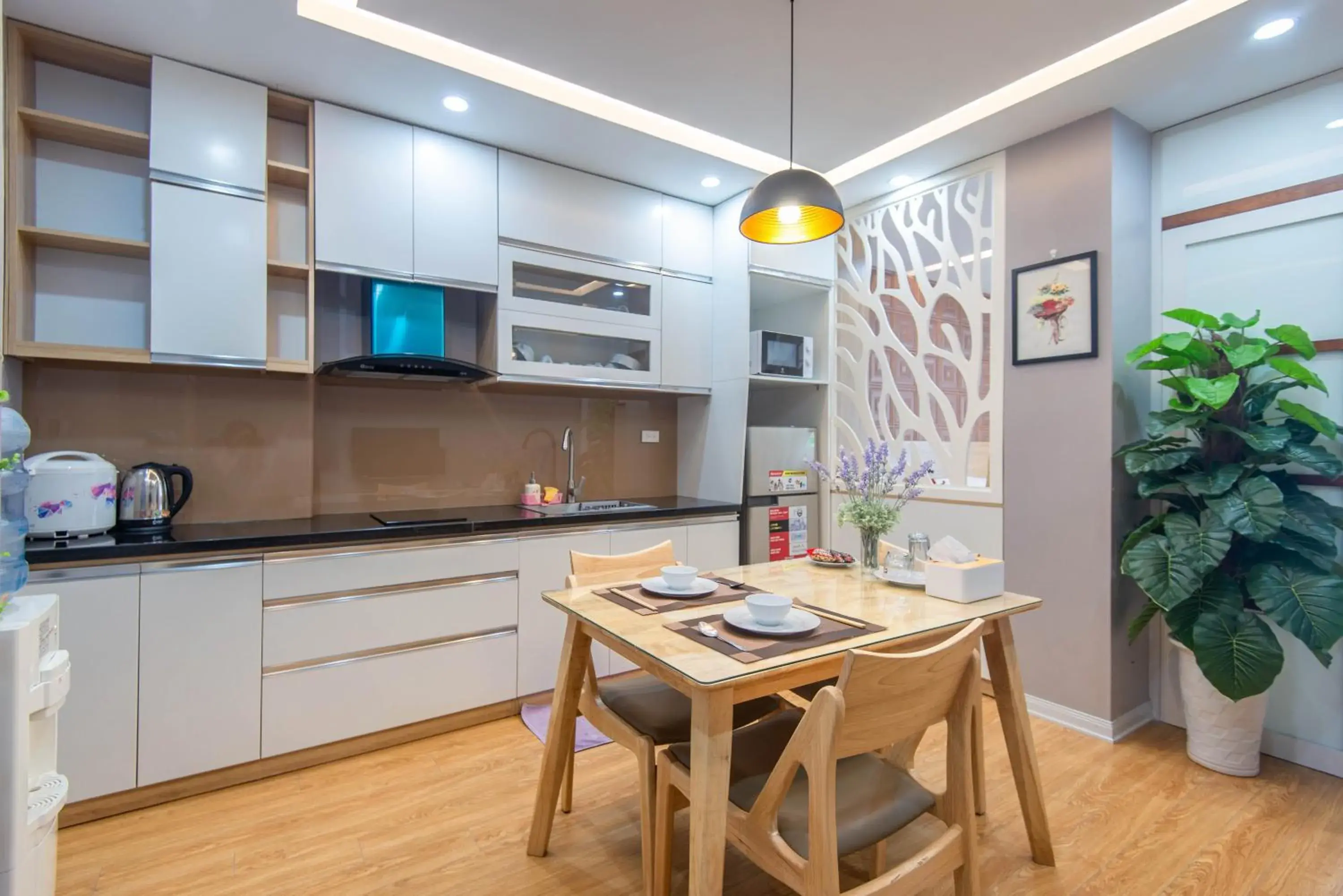 Kitchen or kitchenette in 22housing Hotel & Residence 81 Linh Lang Kitchen or kitchenette in 22housing Hotel & Residence 81 Linh Lang