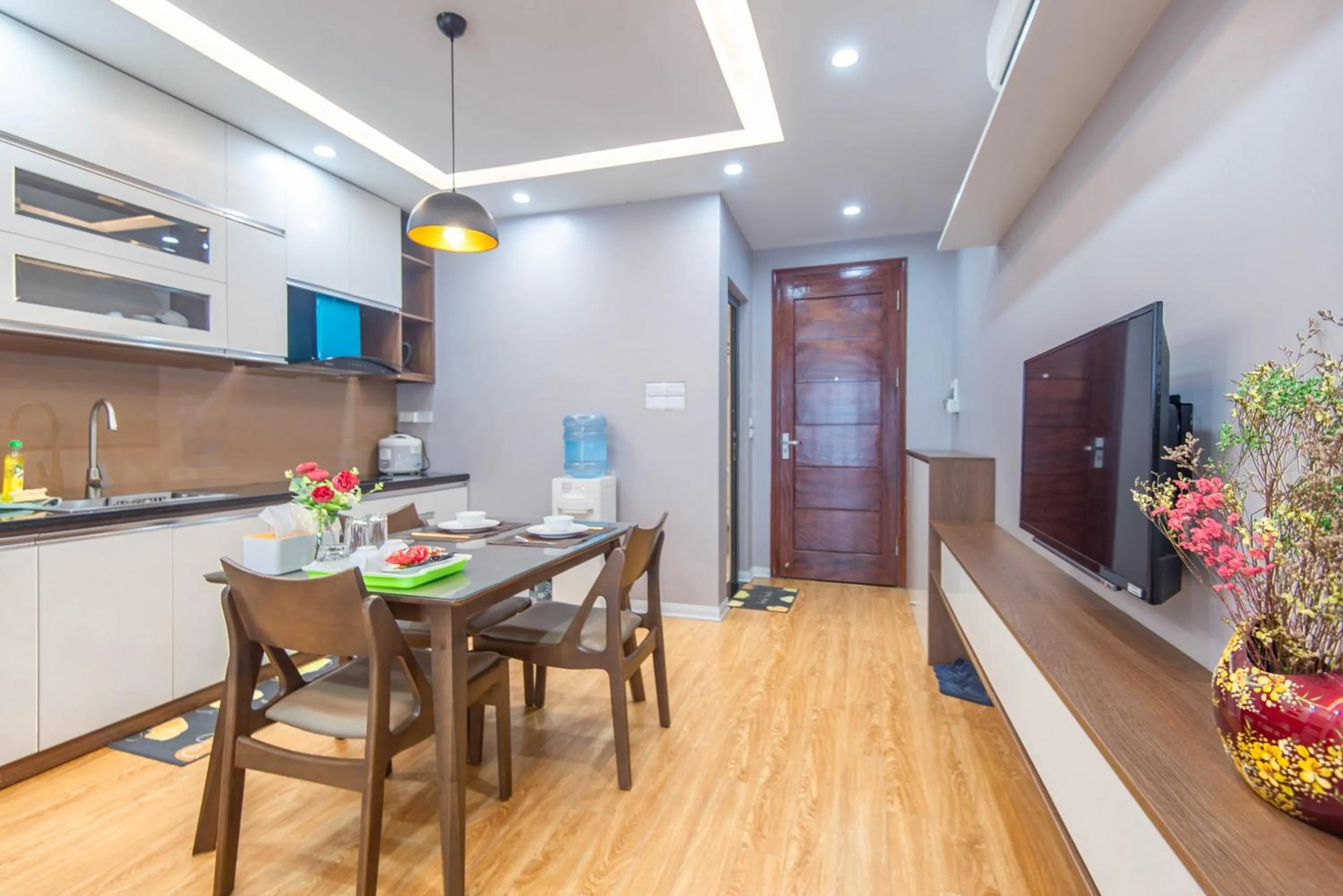 TV and multimedia in 22housing Hotel & Residence 81 Linh Lang