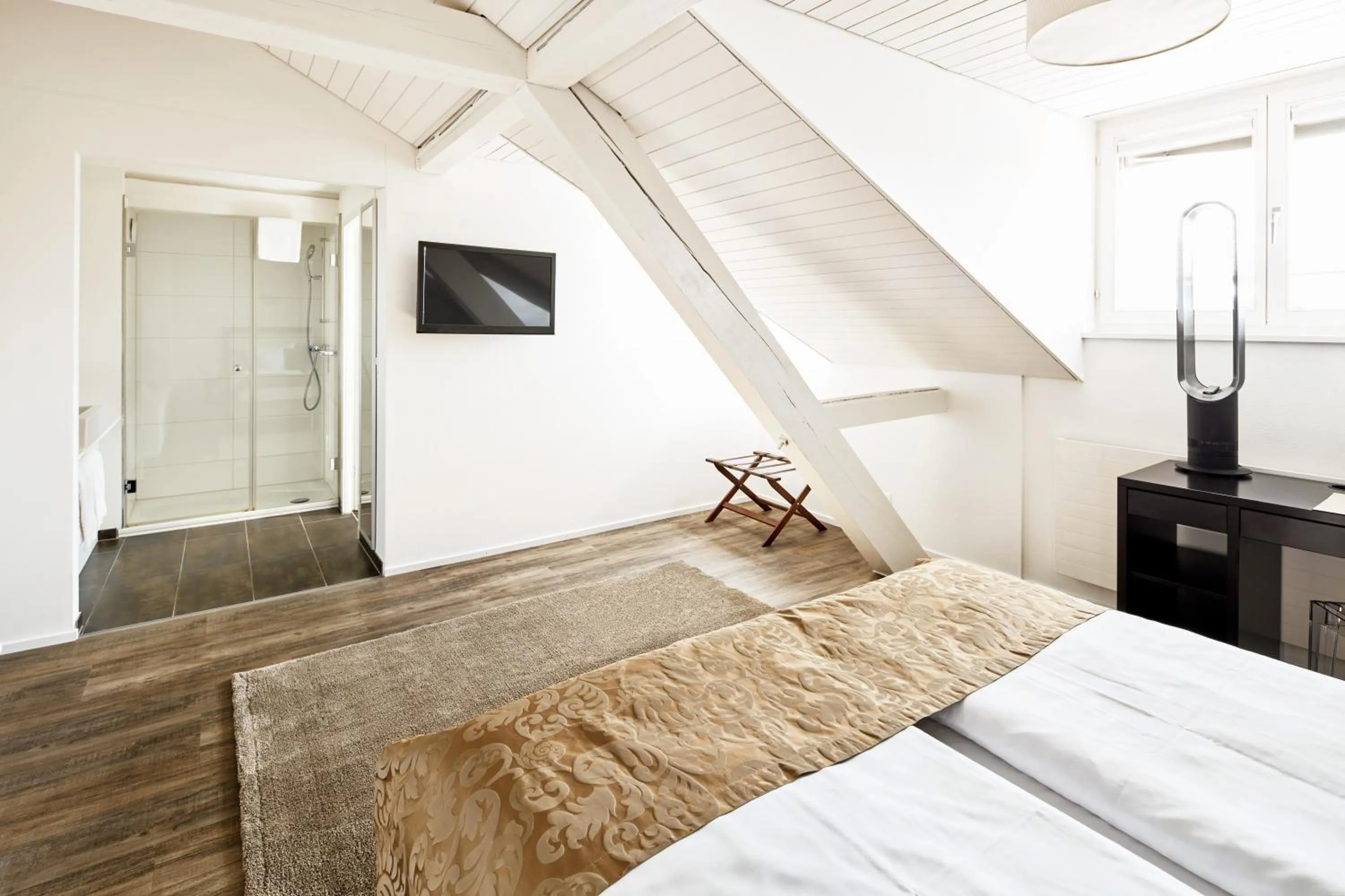 Photo of the whole room, Bed in Hotel Schäfli