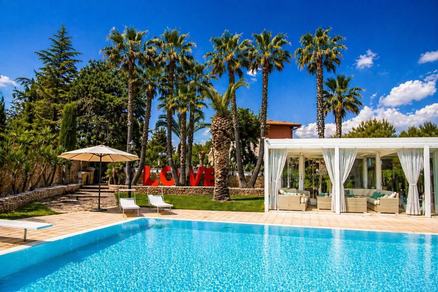 Two-Bedroom Villa in Villa Adriana Puglia - B&B & Private Villa