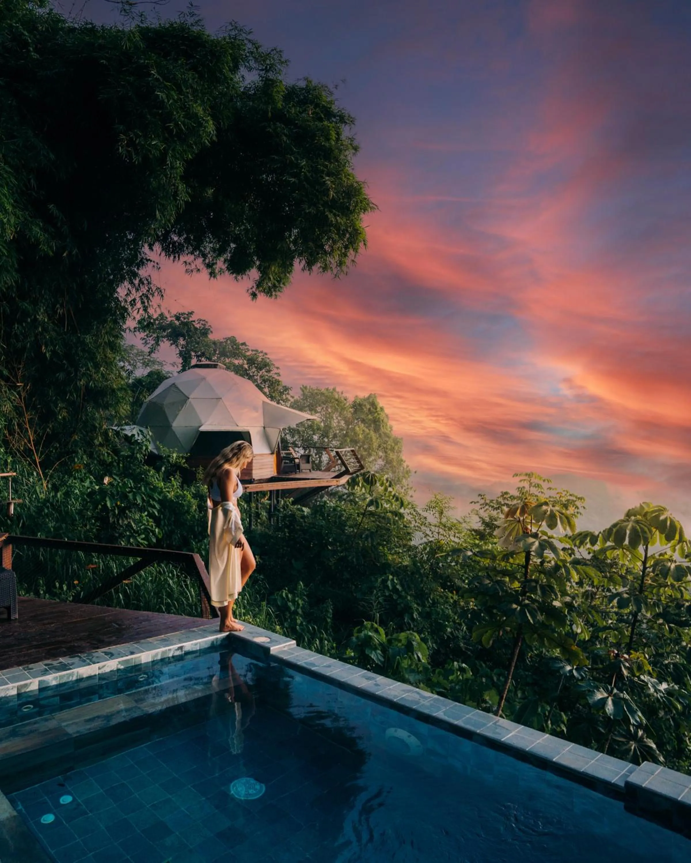 Hot Tub in Trekker Glamping - EcoLodge Boutique