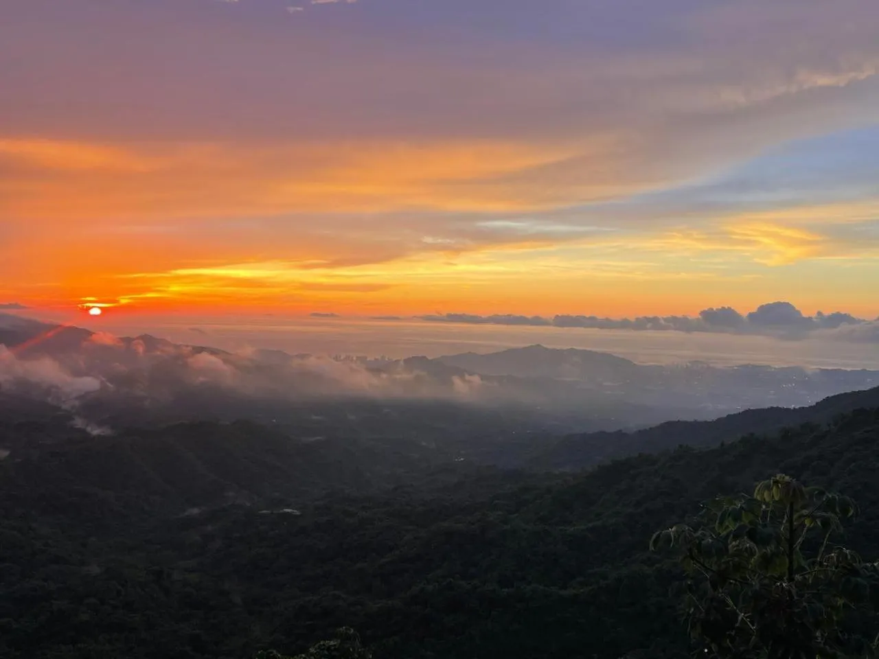 Sunset in Trekker Glamping - EcoLodge Boutique