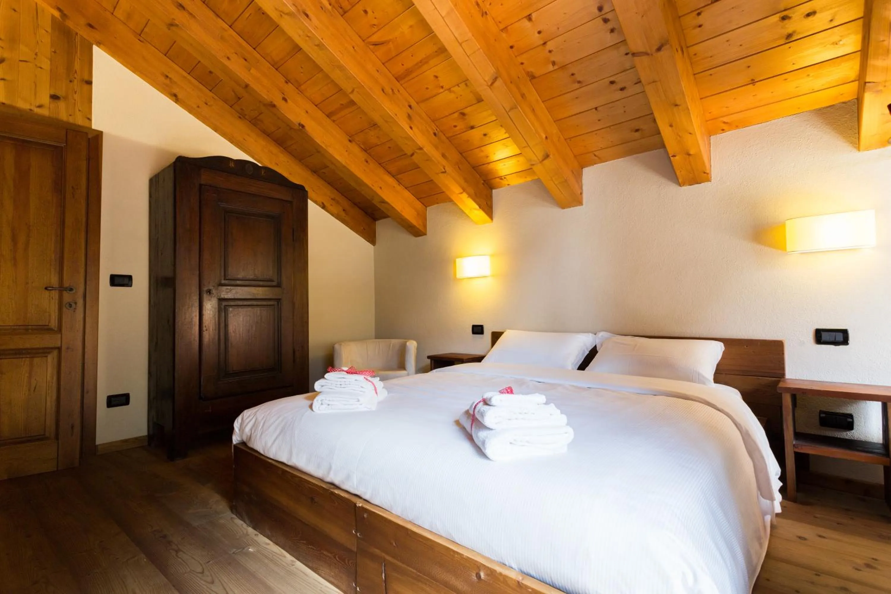 Photo of the whole room, Bed in Le Petit Coeur Residence De Montagne