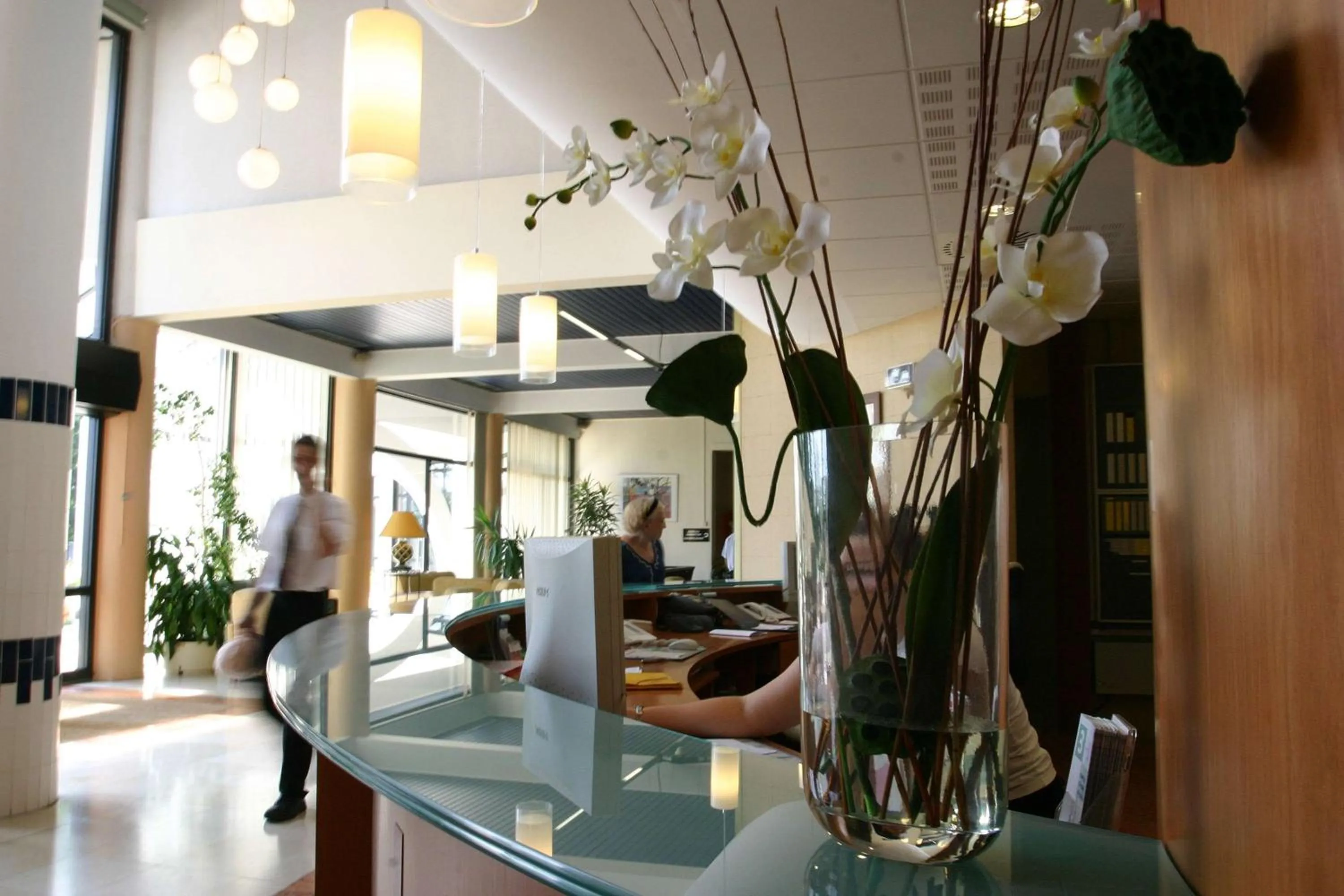 Lobby or reception in Brit Hotel du Lac