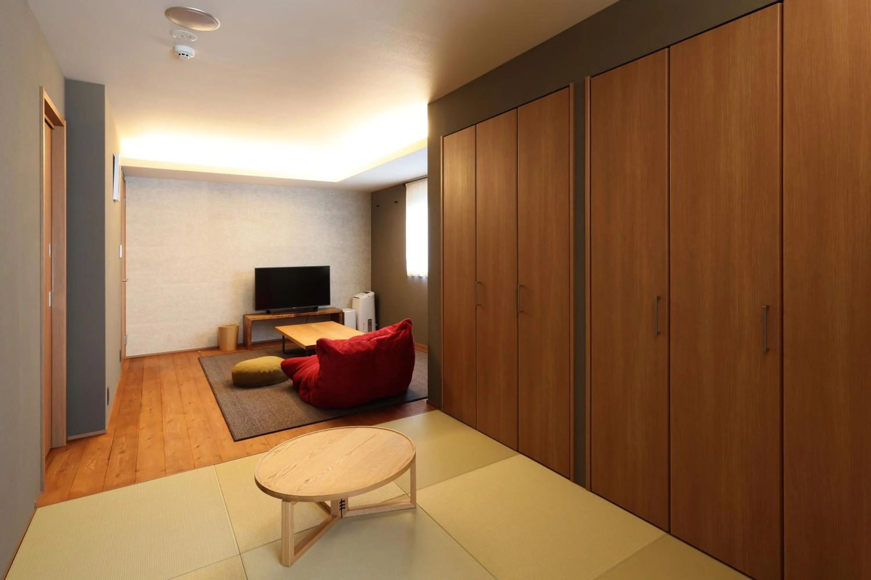 Living room in Neon Hotel - Luxury Sleep Retreat -