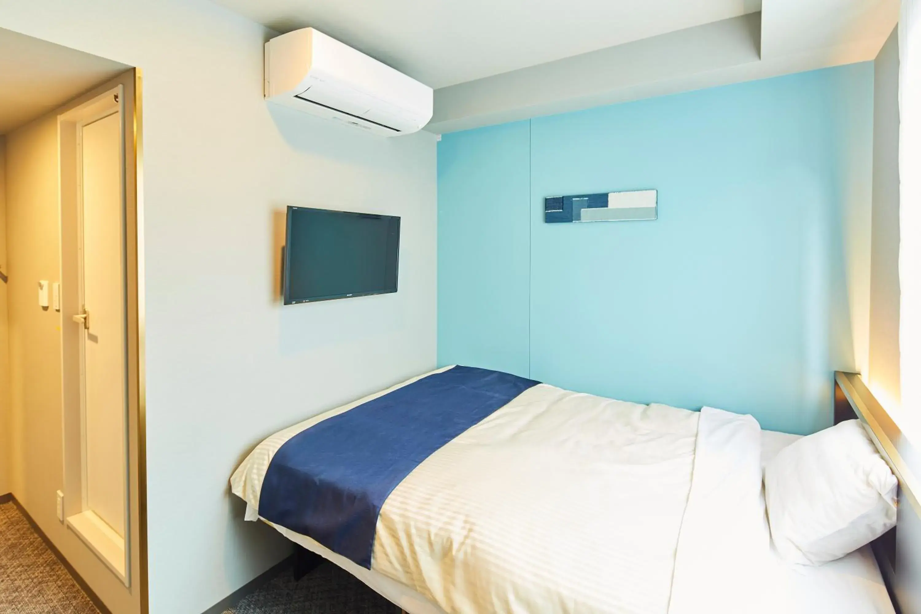 Bed in ICI HOTEL Tokyo Hatchobori Bed in ICI HOTEL Tokyo Hatchobori