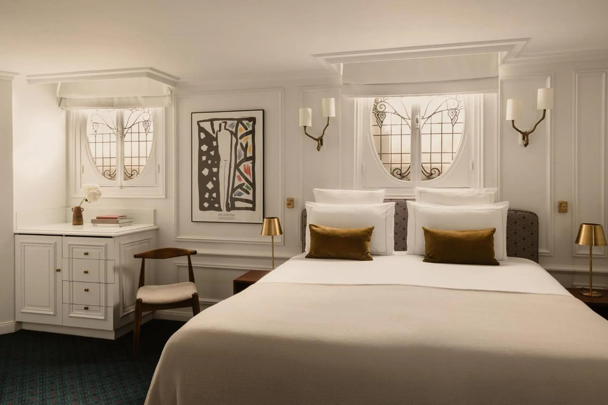 Bed in Hôtel Bourgogne & Montana