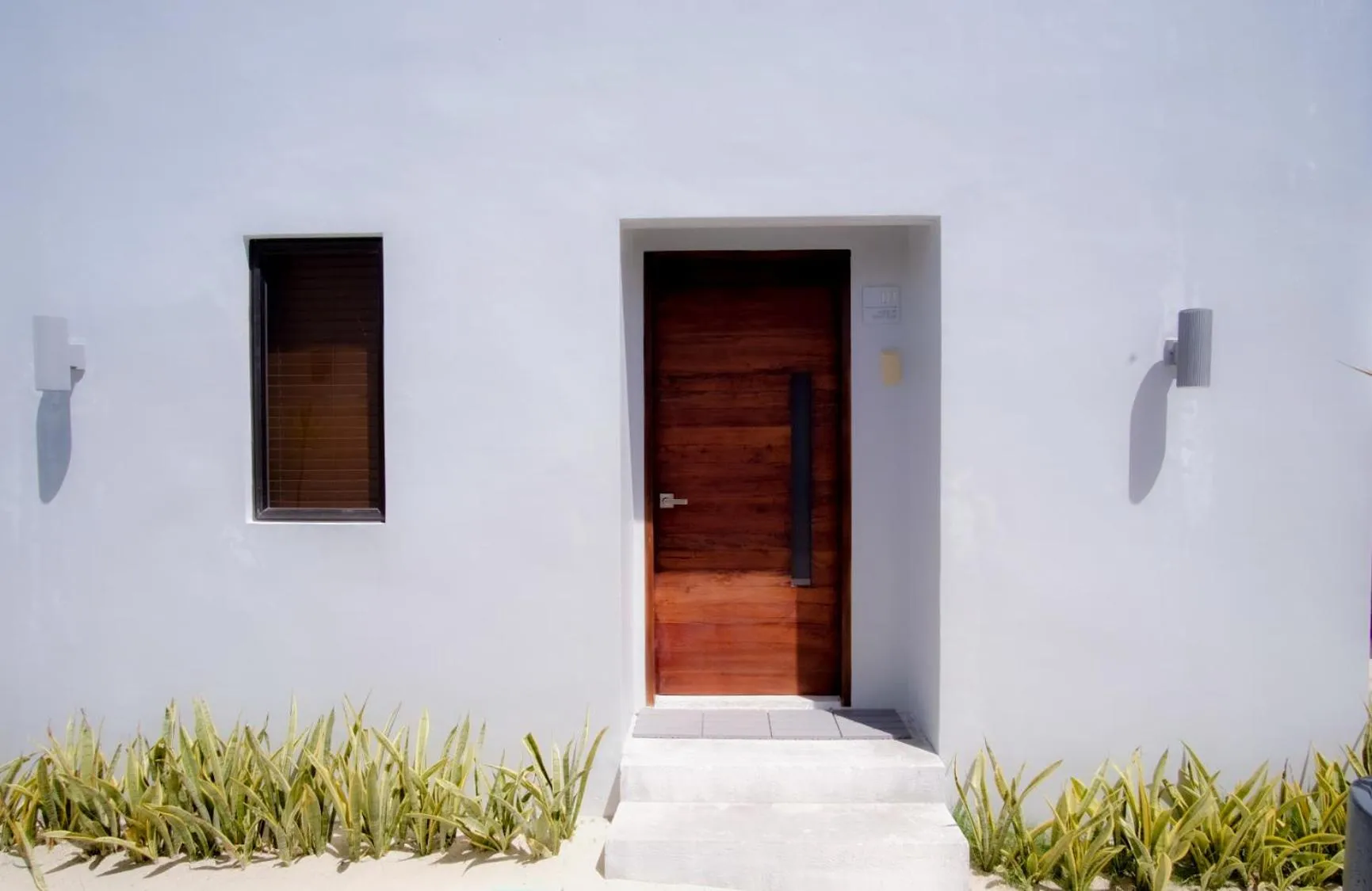 Facade/entrance in Santa Fe Beach Club