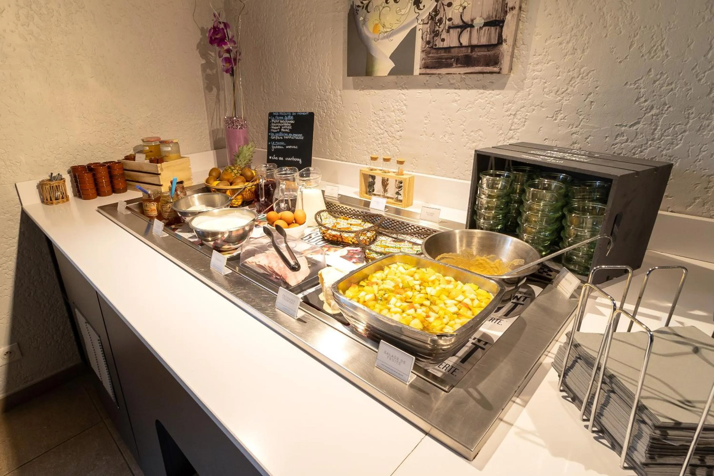 Breakfast in Kyriad Auxerre Appoigny