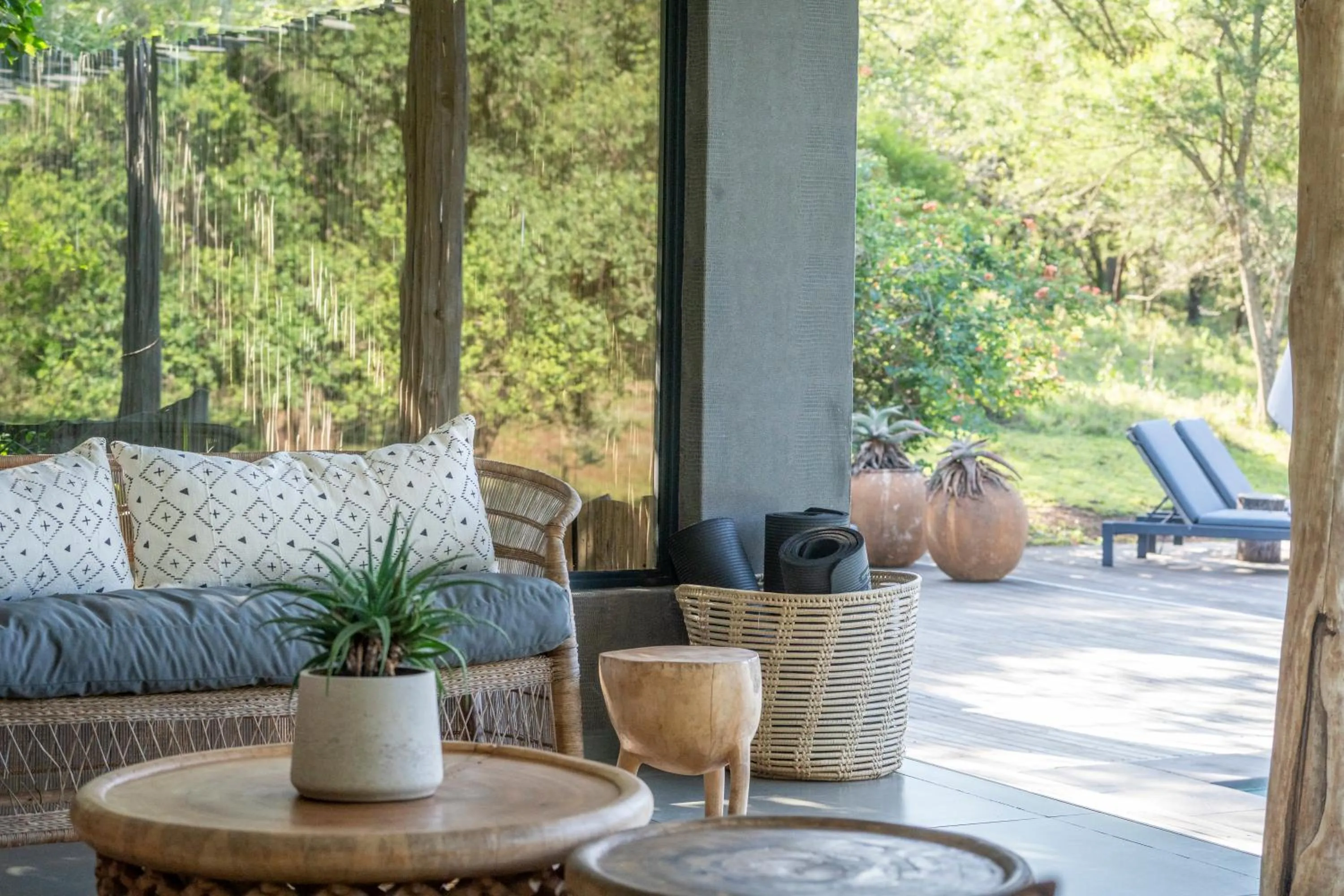 Living room in Sungulwane Private Game Lodge