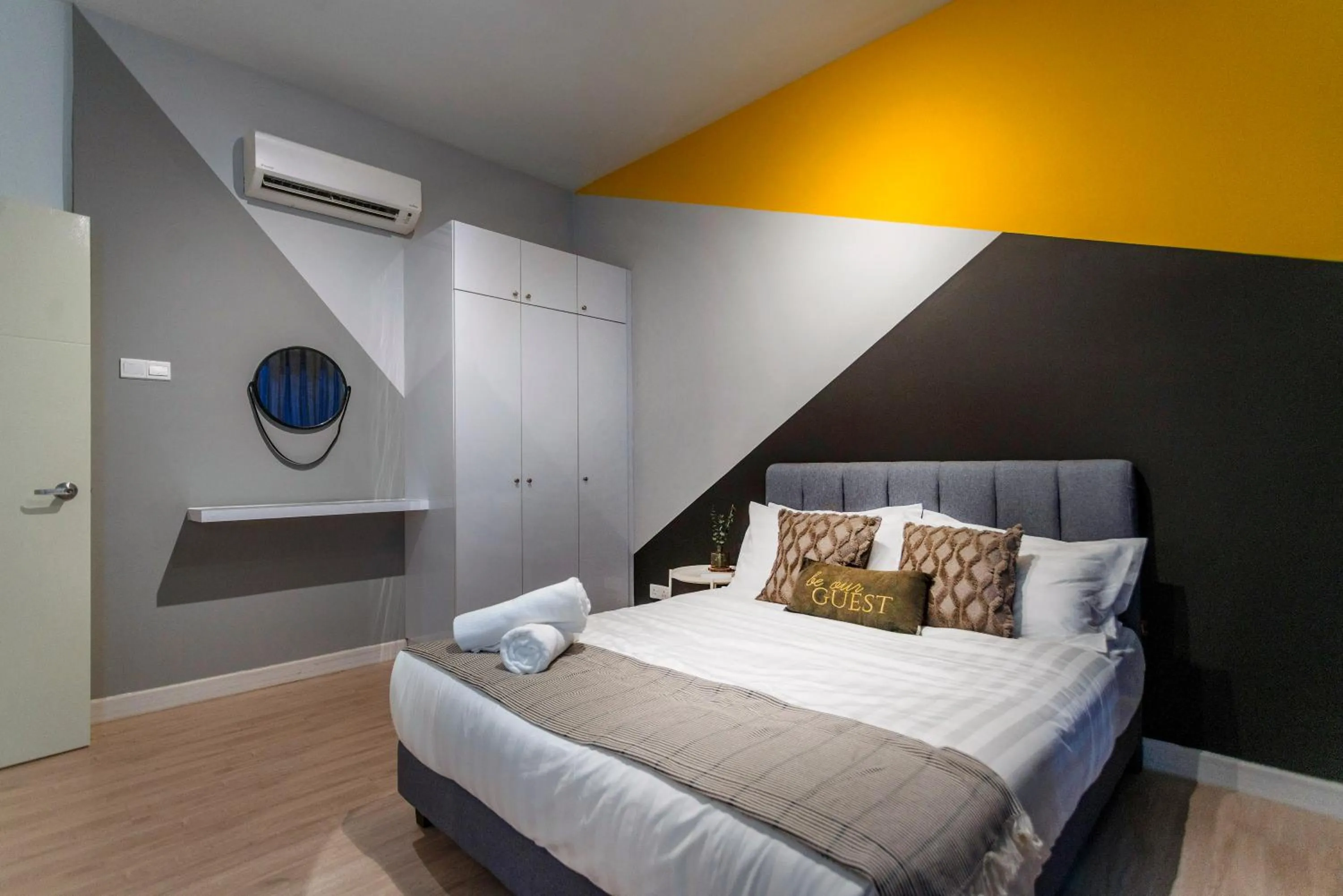 Bed in Arte Plus KLCC Designer Suites by Cobnb