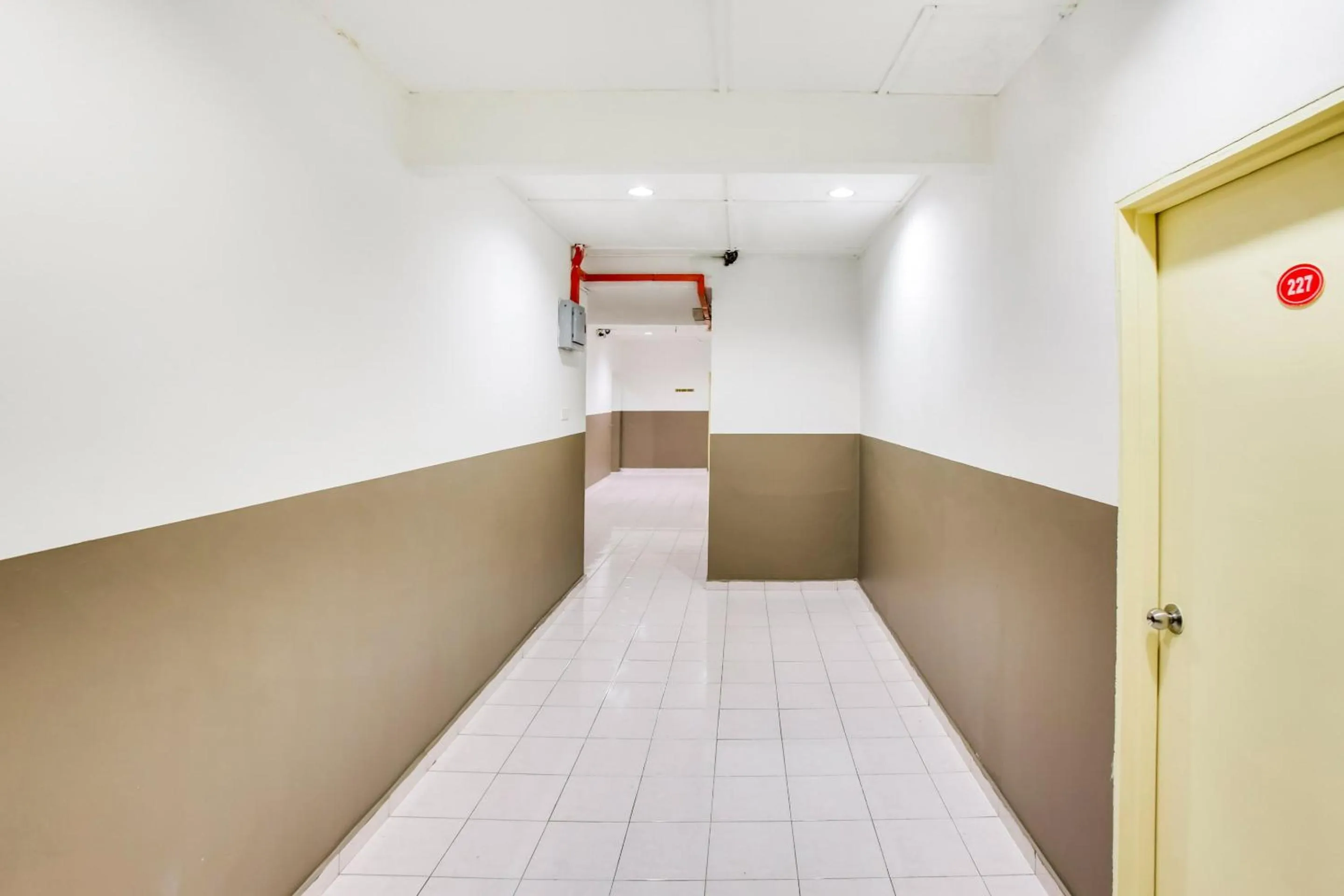 Lobby or reception in OYO 89615 T Family Hotel