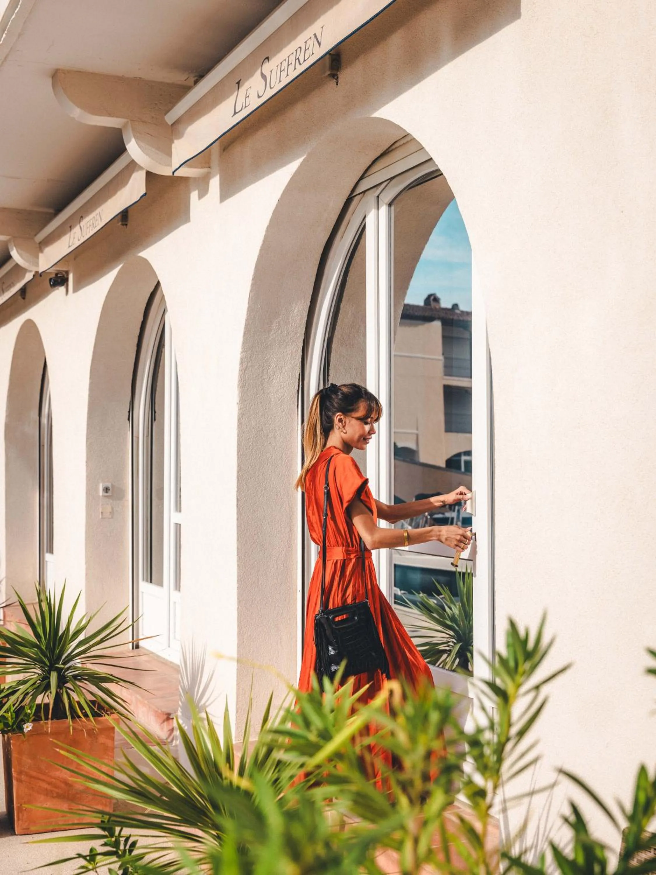 Property building in Le Suffren Hôtel