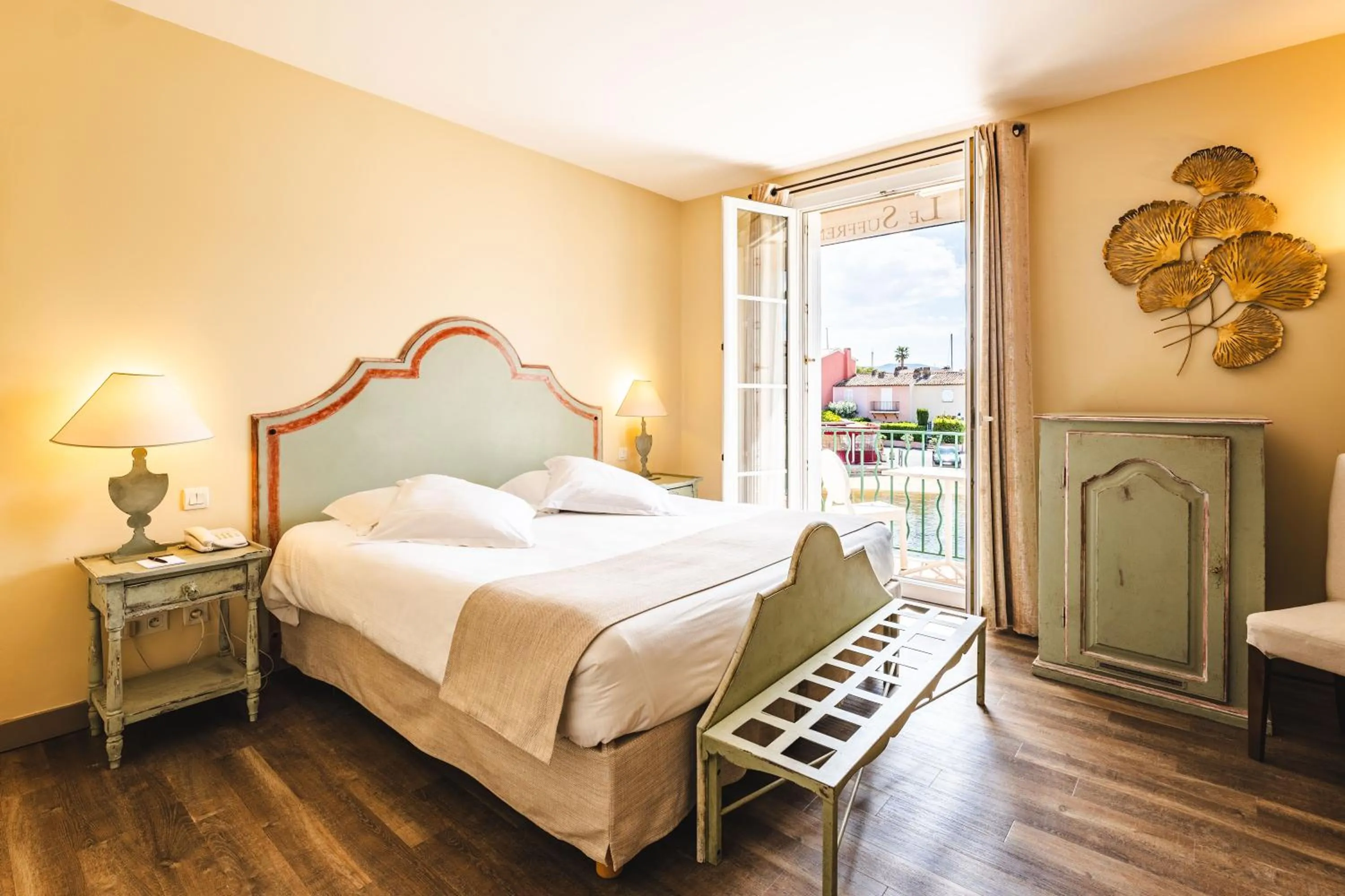 Bedroom, Bed in Le Suffren Hôtel