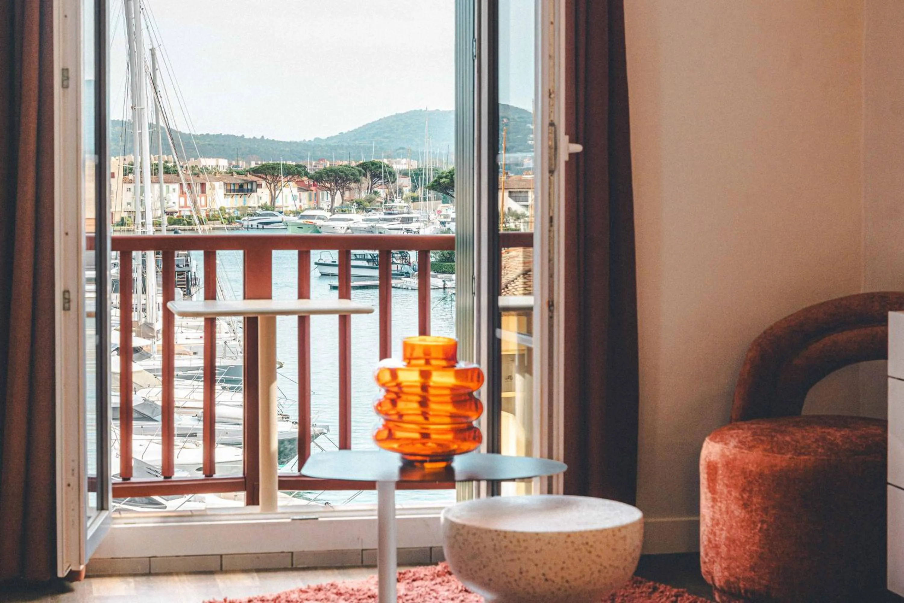 Balcony/Terrace in Le Suffren Hôtel