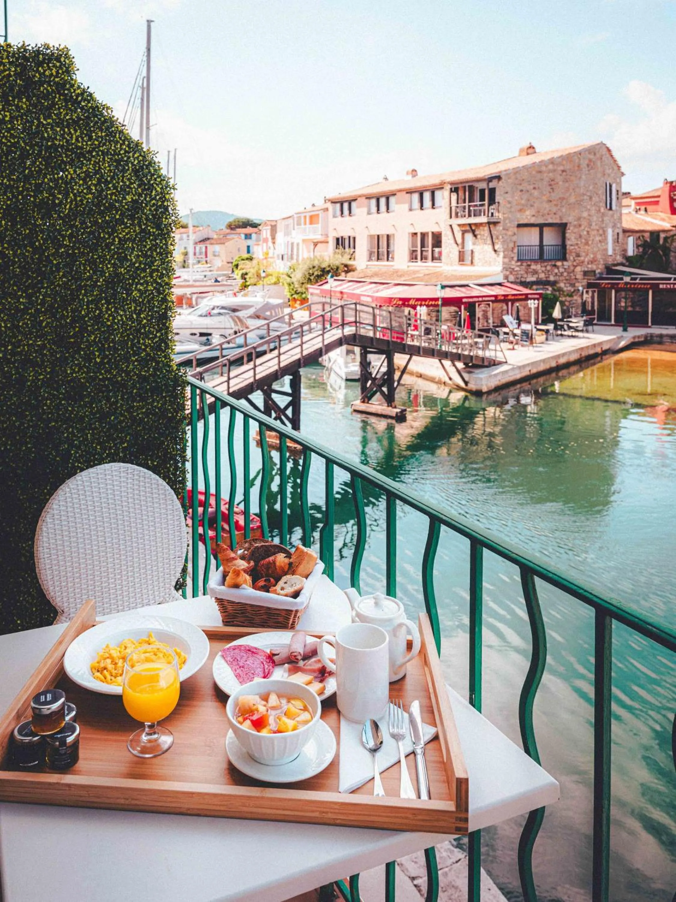 River view in Le Suffren Hôtel