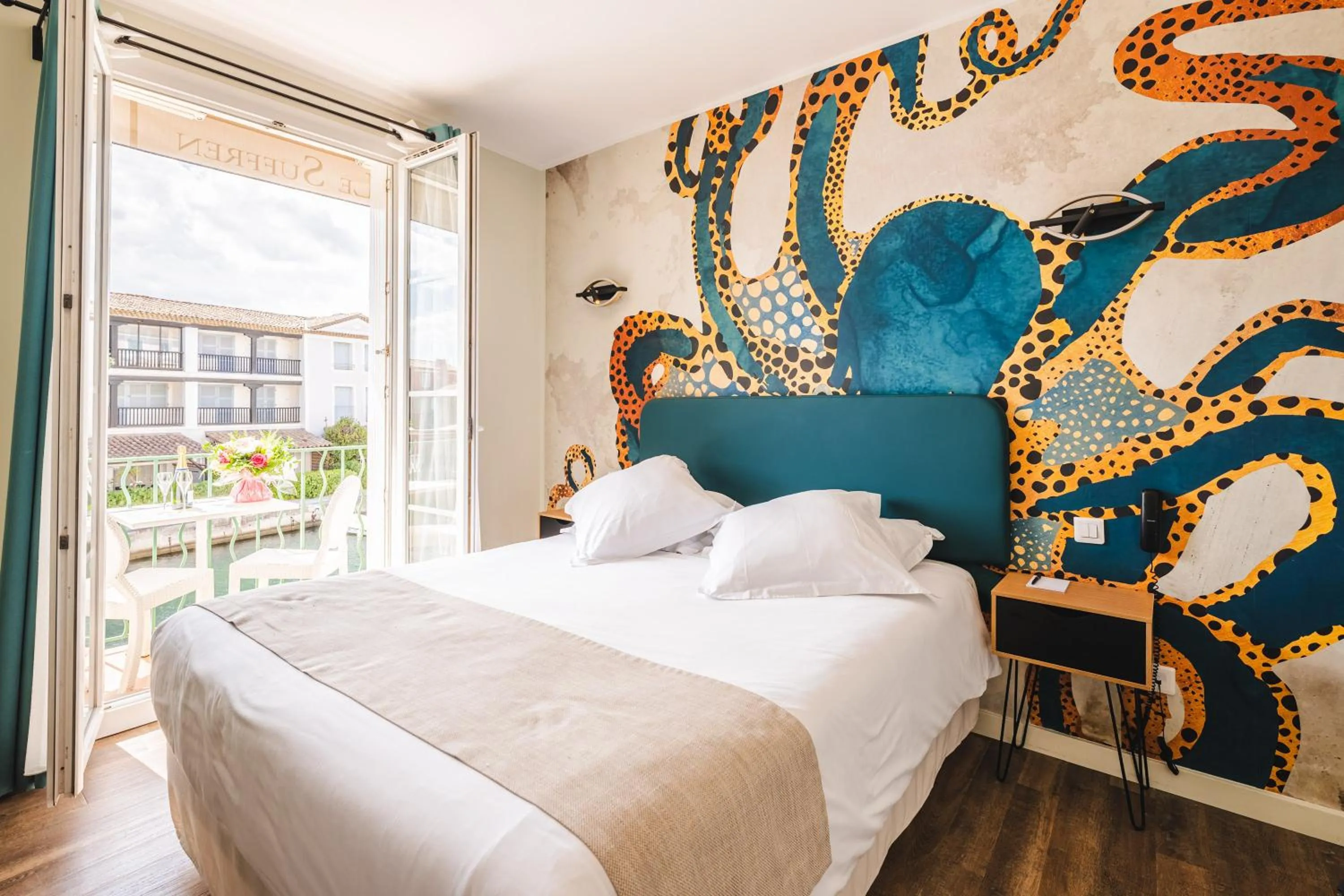 Bedroom in Le Suffren Hôtel