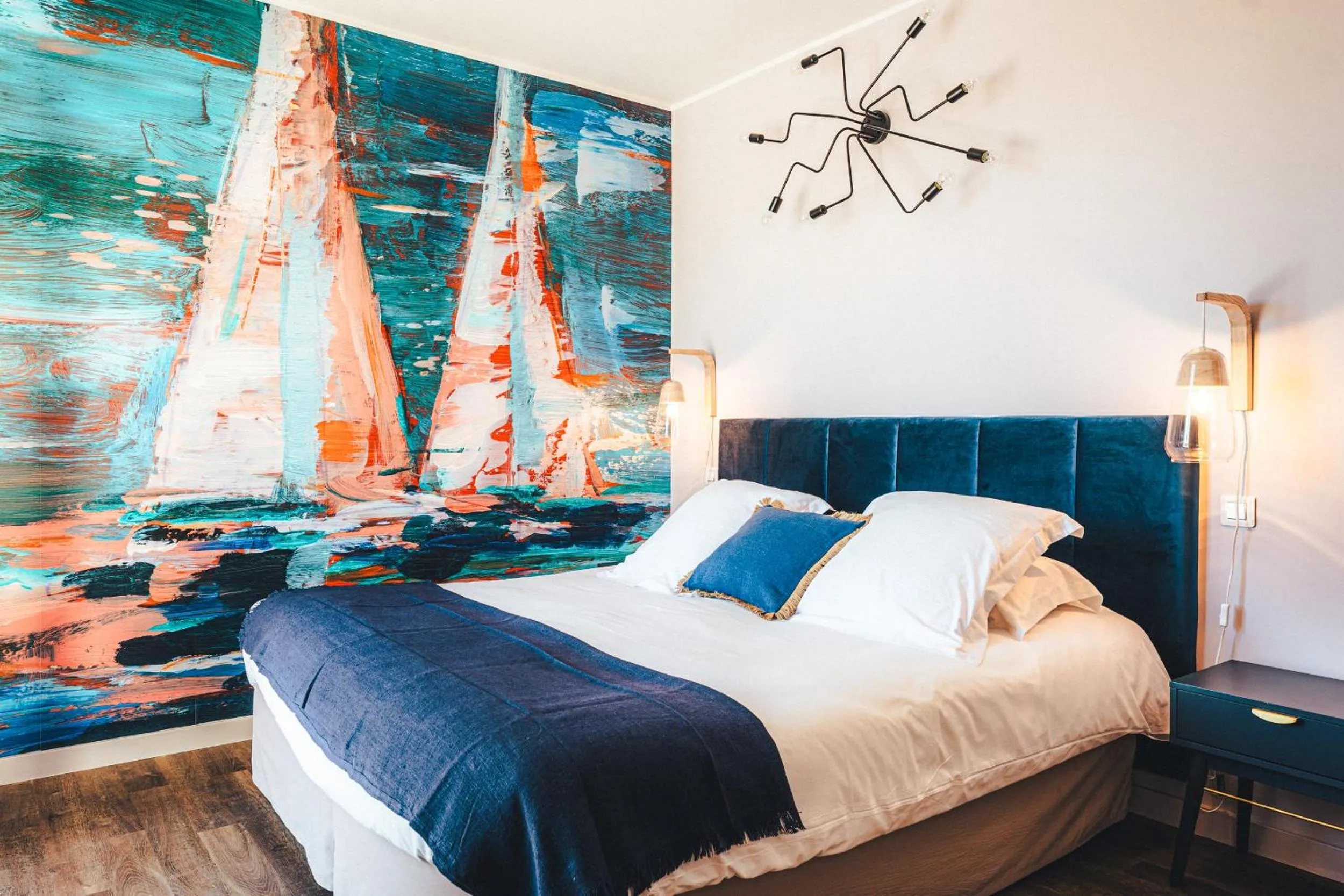 Photo of the whole room in Le Suffren Hôtel