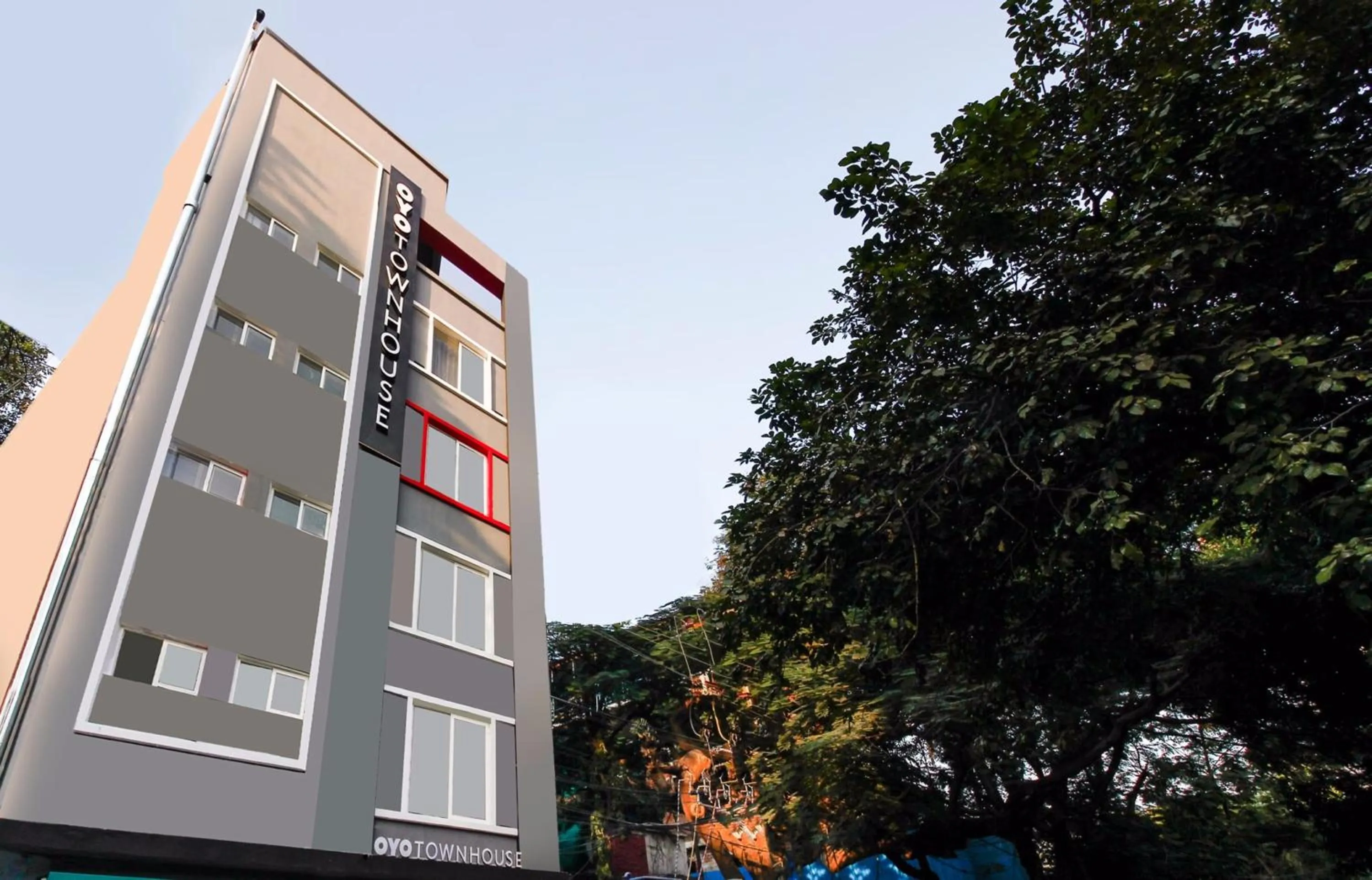 Facade/entrance in Super Townhouse RCC Elite