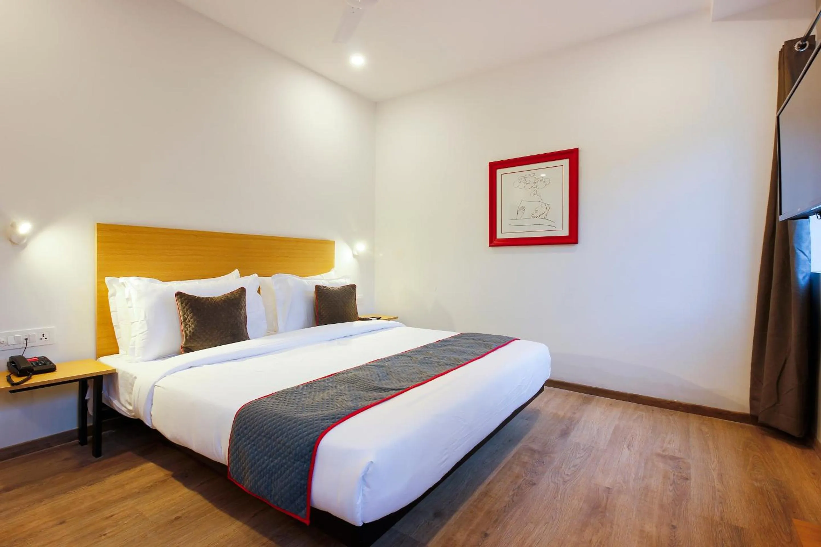 Bedroom, Bed in Super Townhouse RCC Elite