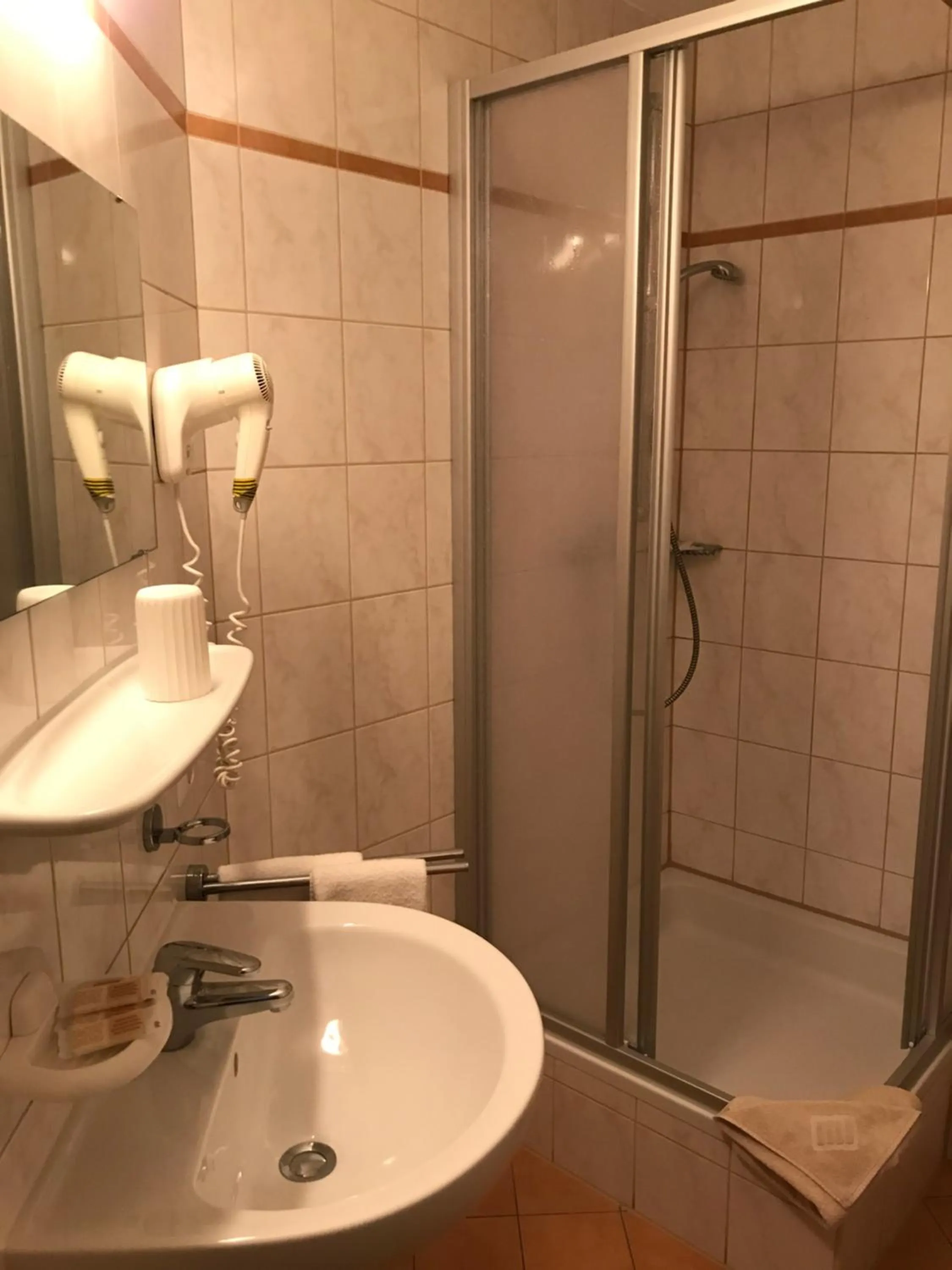 Hotel Guntia Boardinghouse virtueller check in und Zimmer Zugang