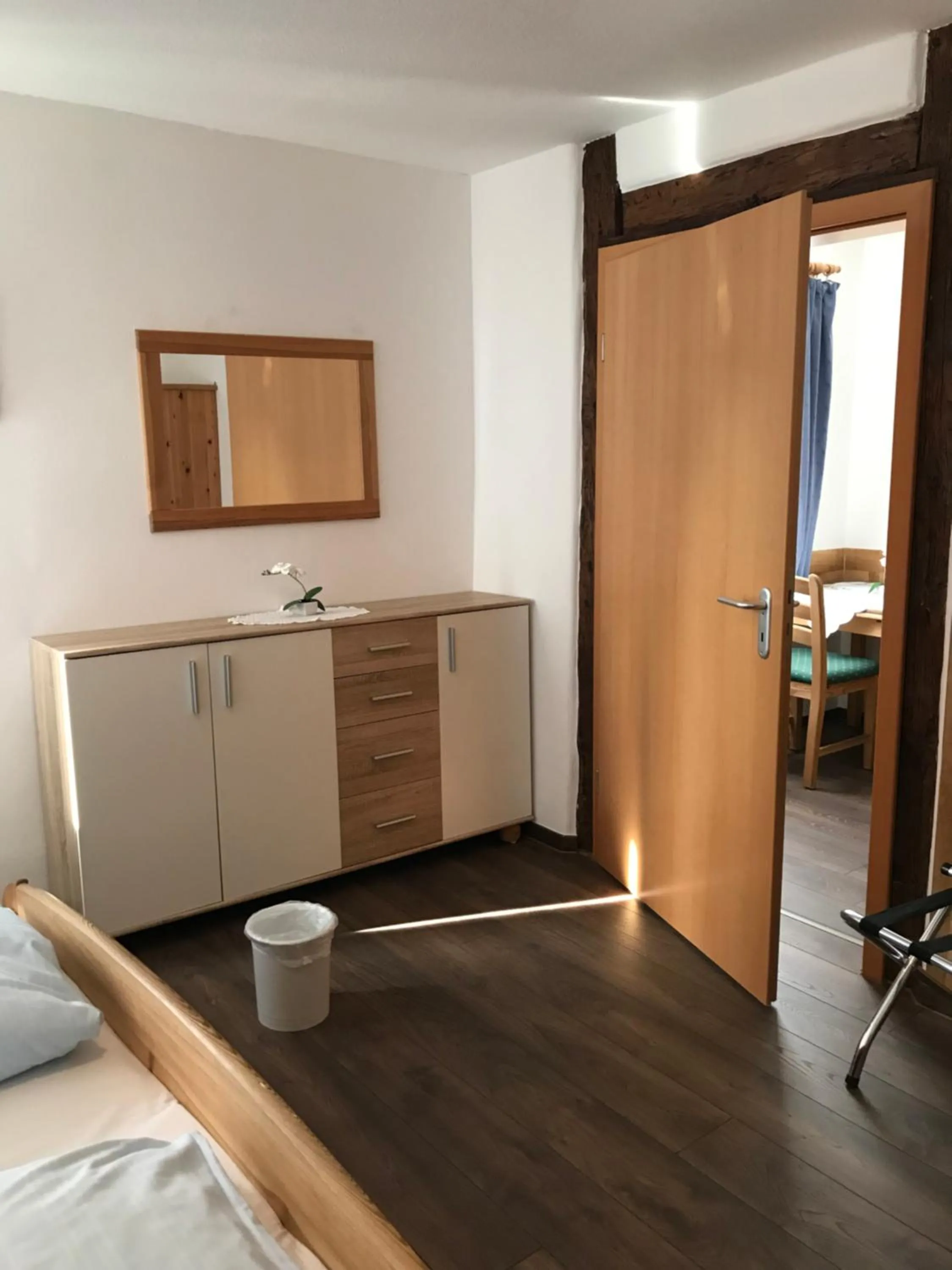 Bed in Hotel Guntia Boardinghouse virtueller check in und Zimmer Zugang