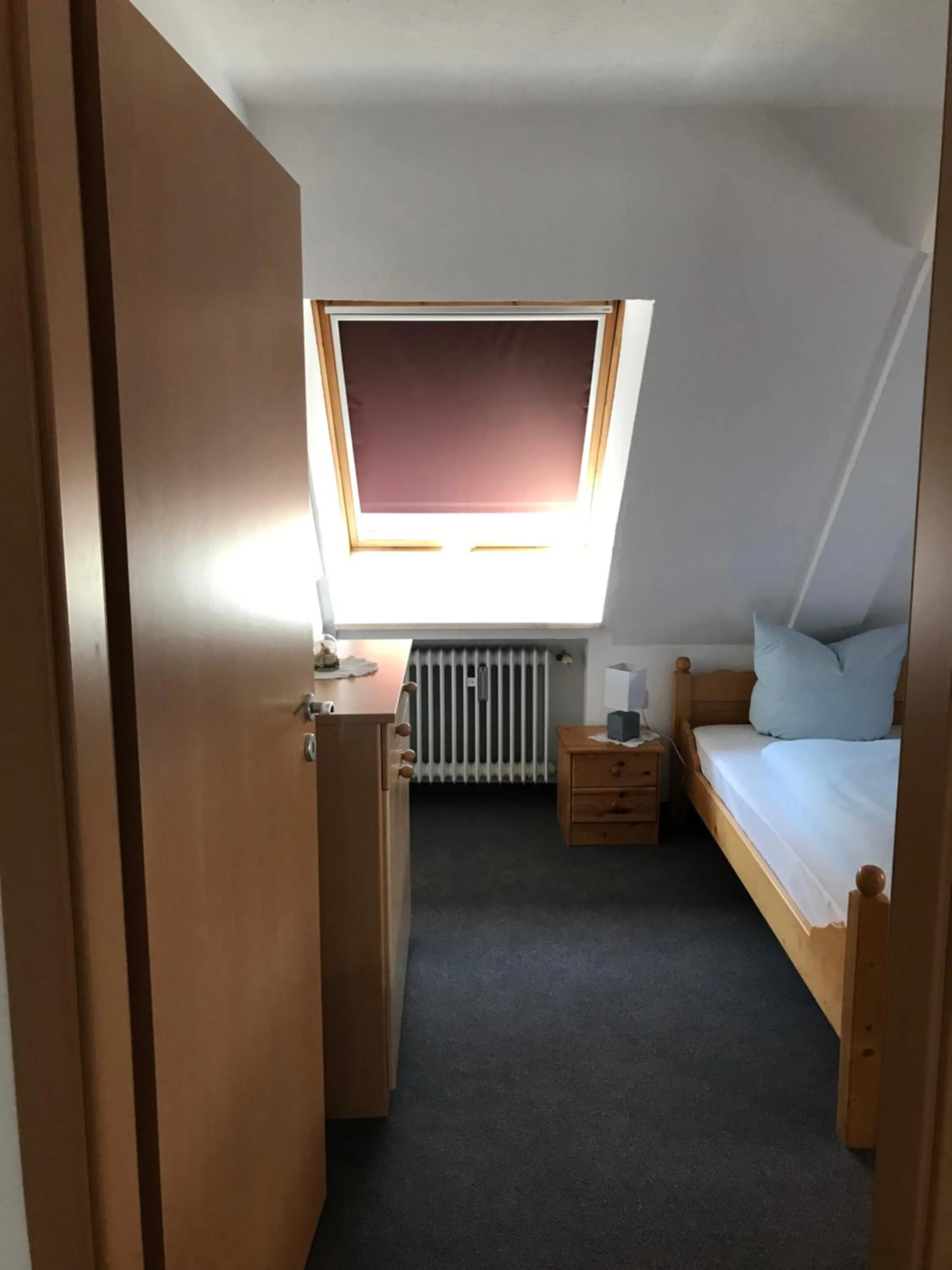 Bed in Hotel Guntia Boardinghouse virtueller check in und Zimmer Zugang