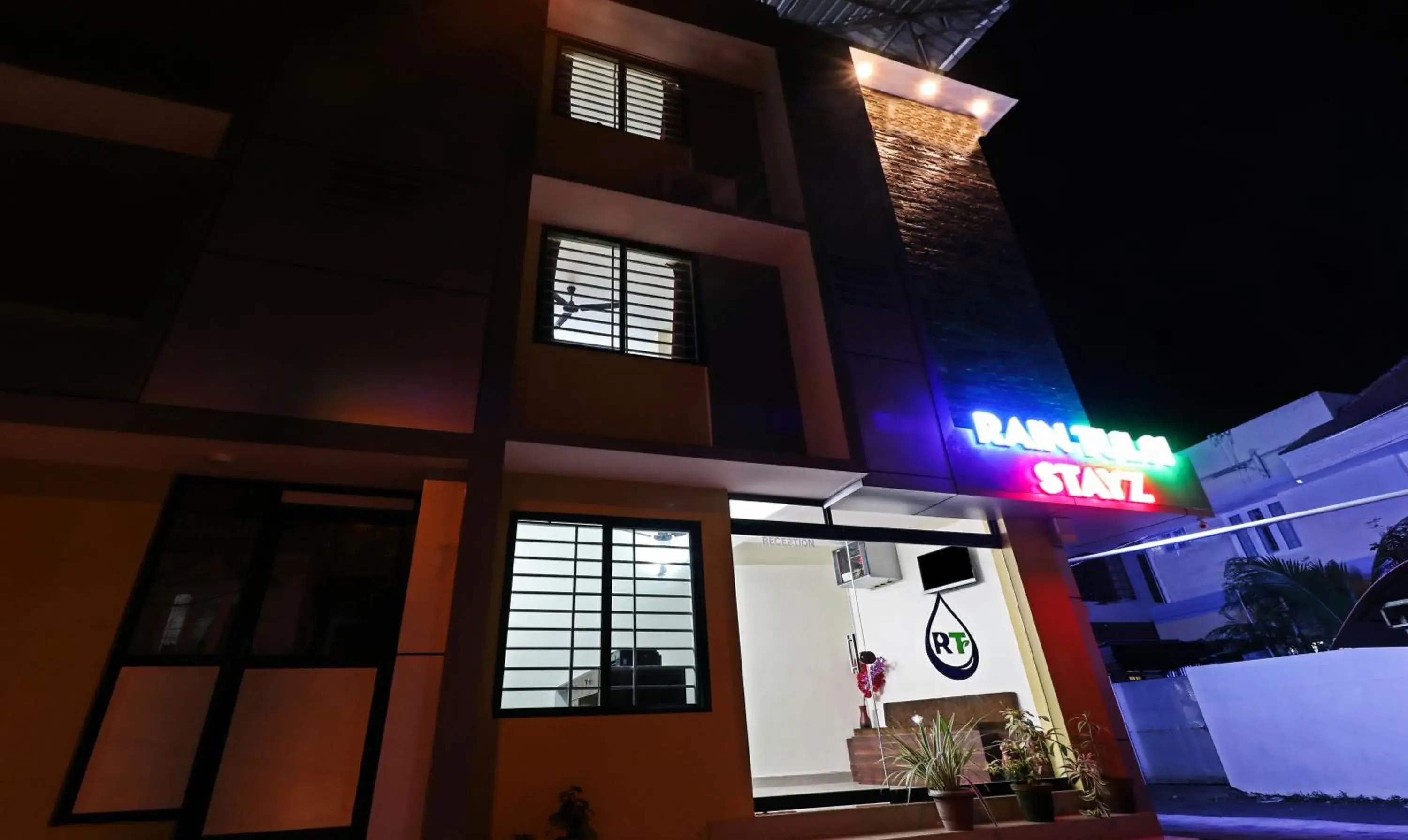 Facade/entrance in Itsy Hotels Rain Tulsi Stayz, Palarivattom Junction Facade/entrance in Itsy Hotels Rain Tulsi Stayz, Palarivattom Junction