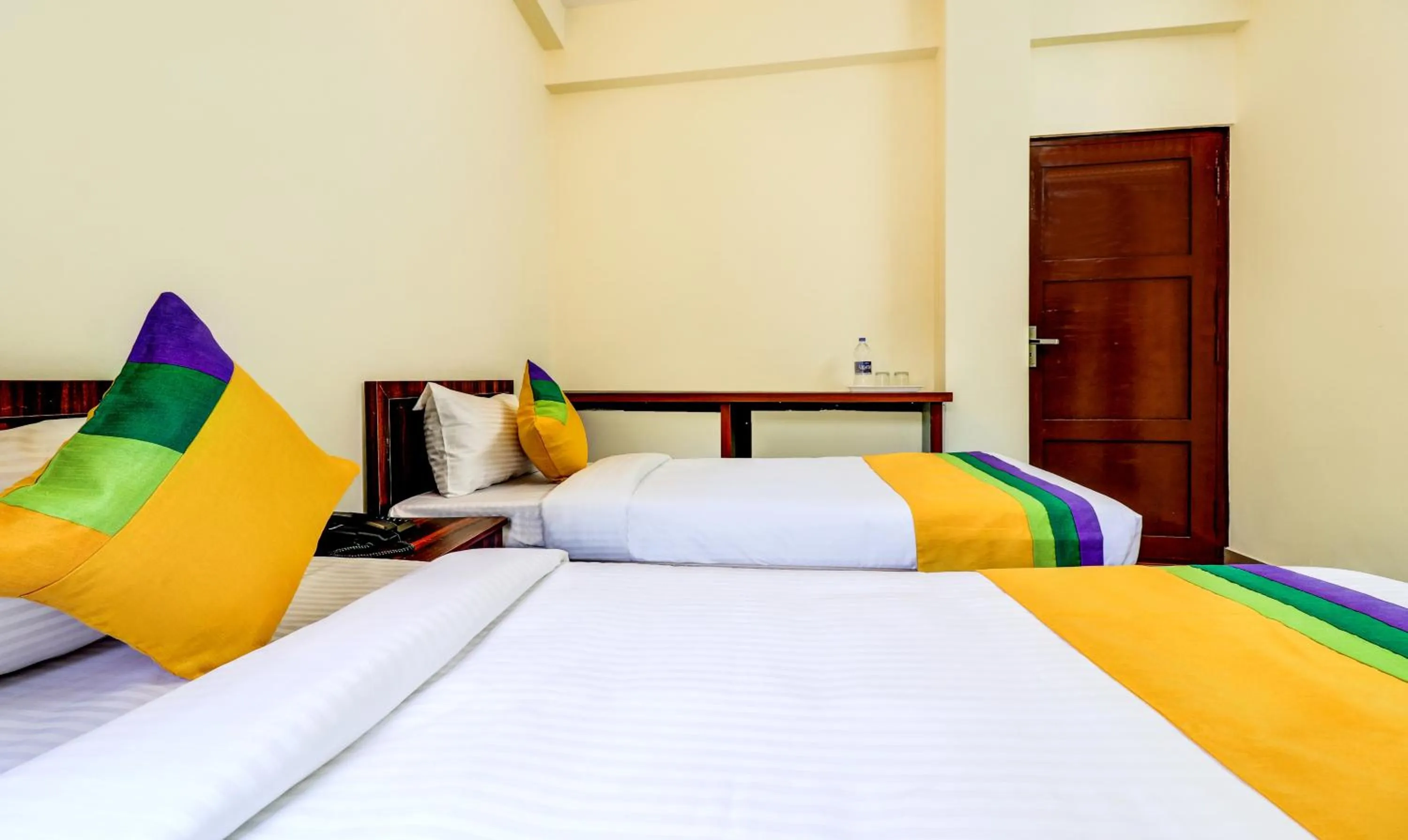 Bedroom, Bed in Itsy Hotels Rain Tulsi Stayz, Palarivattom Junction