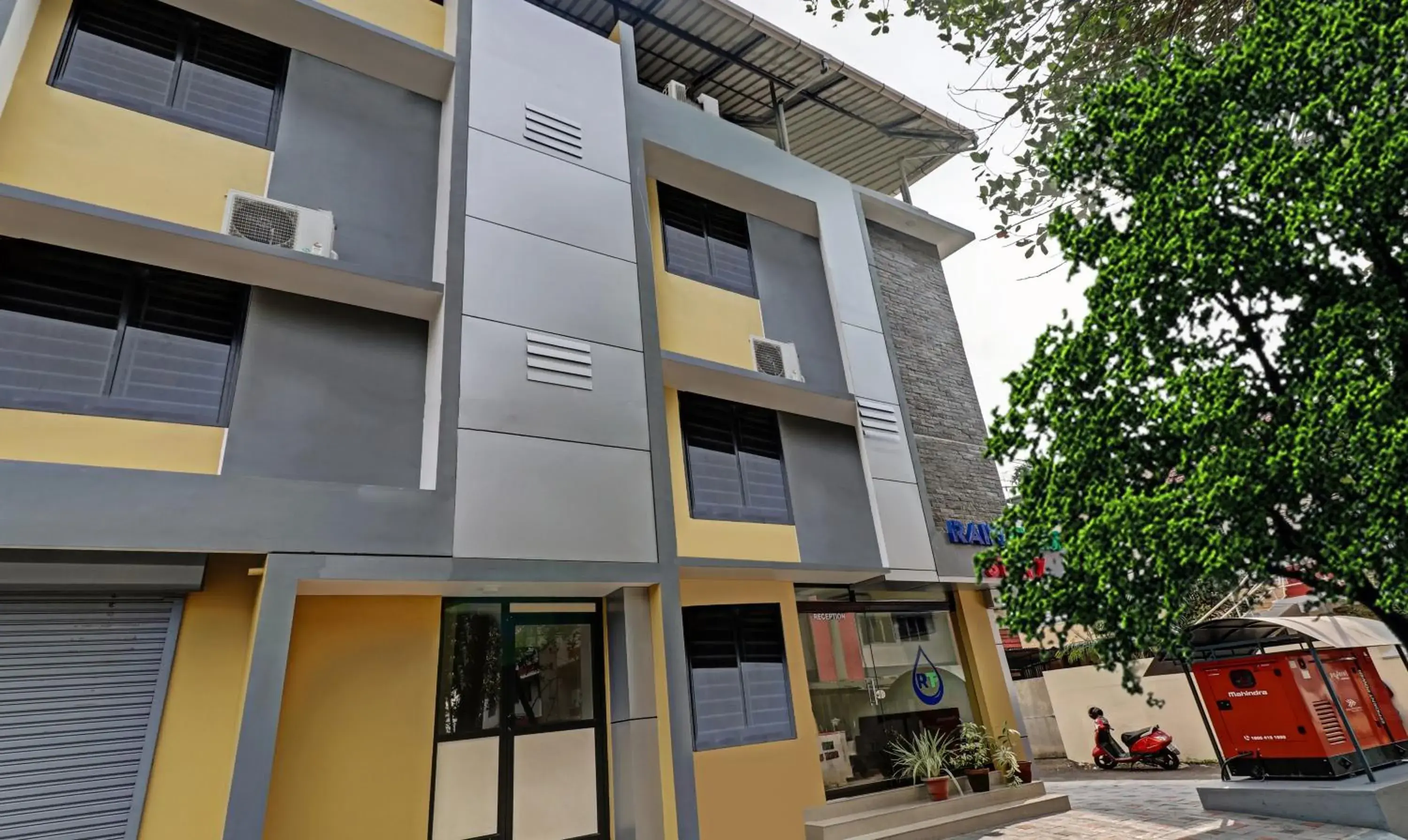 Facade/entrance in Itsy Hotels Rain Tulsi Stayz, Palarivattom Junction Facade/entrance in Itsy Hotels Rain Tulsi Stayz, Palarivattom Junction