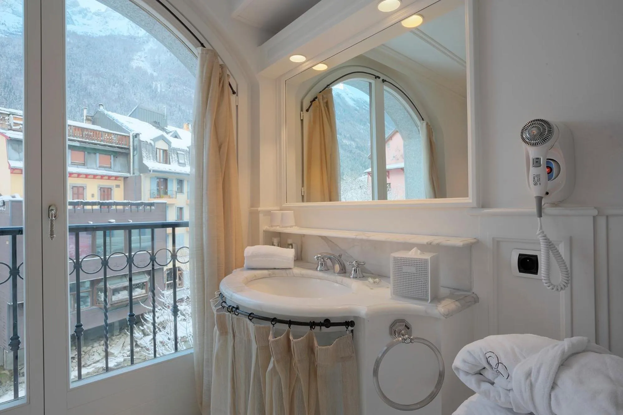 Bathroom in Grand Hôtel des Alpes