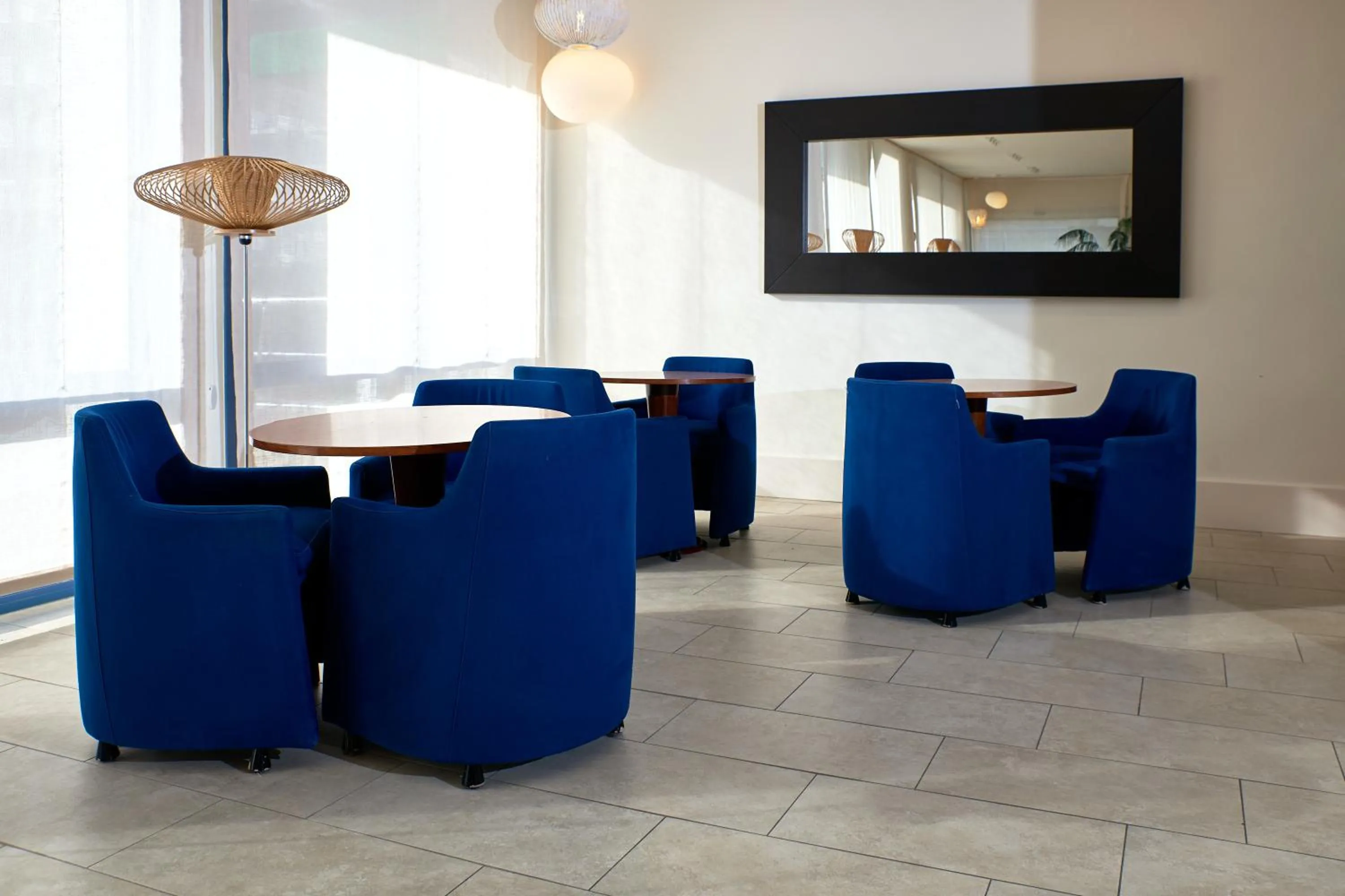 Lobby or reception in Checkin Blanes