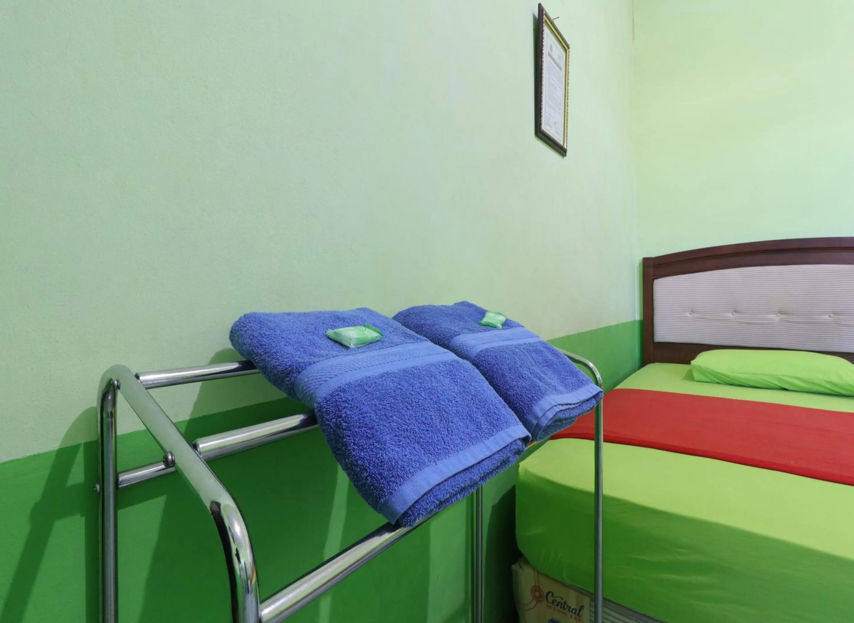 Bedroom, Bed in Cantik Hotel