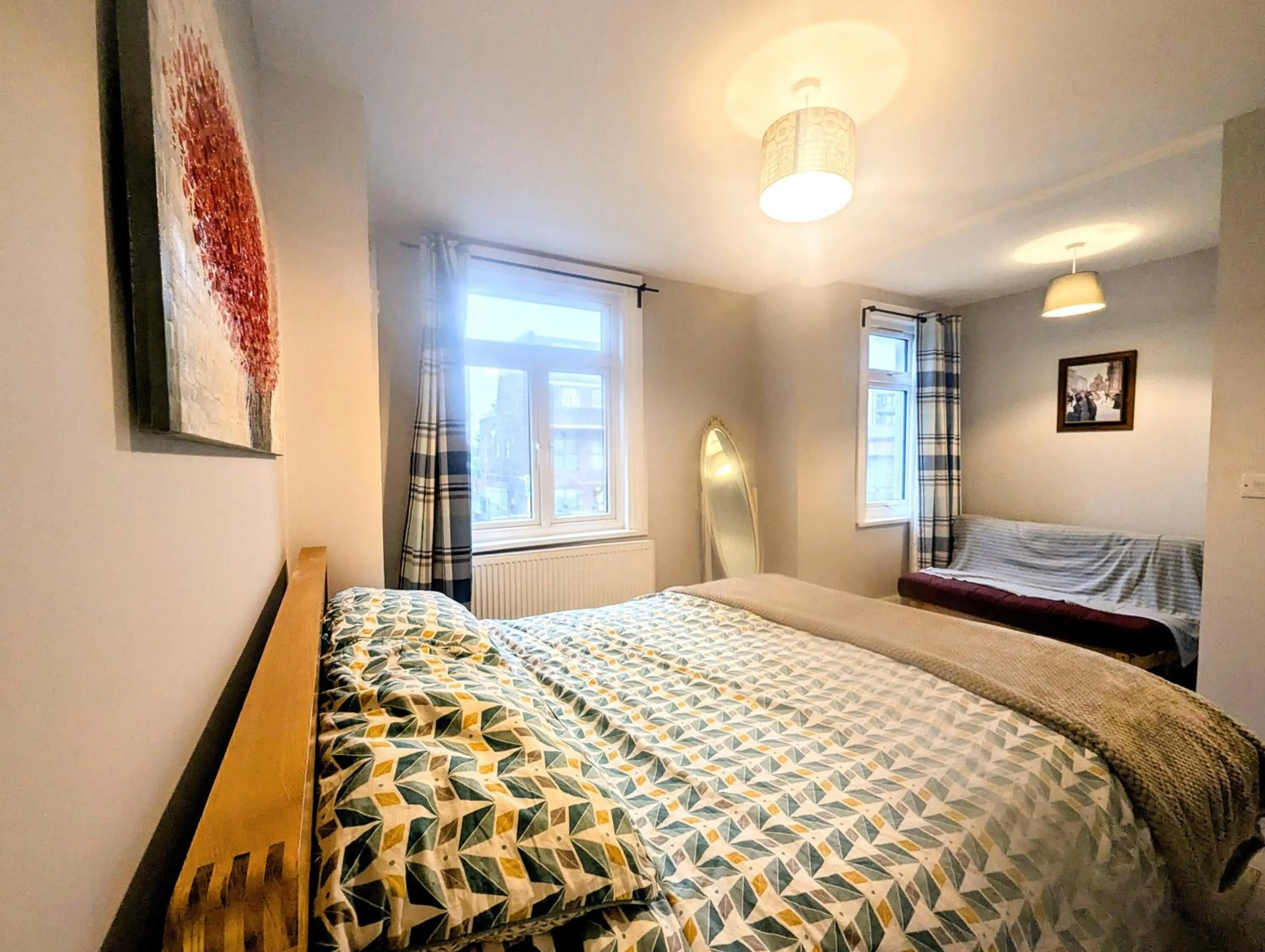Bed in TopHome West Hampstead