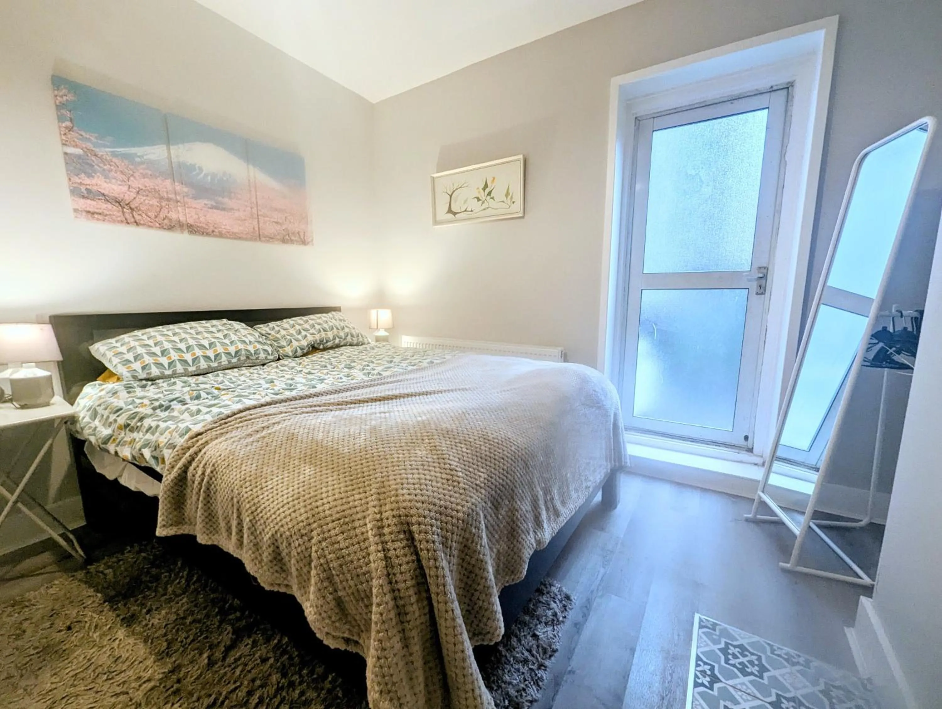 Bed in TopHome West Hampstead