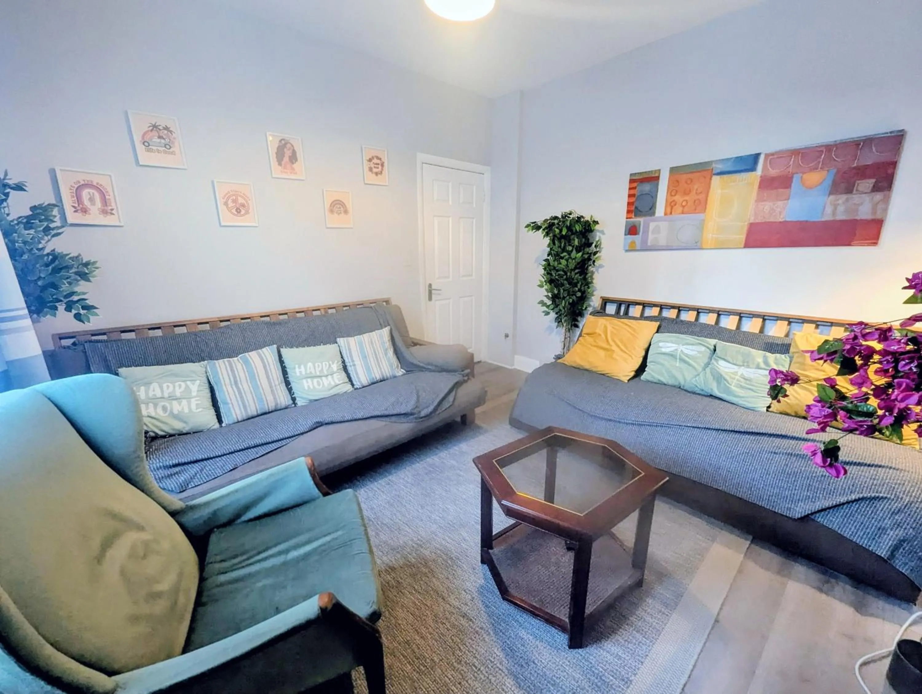 Living room in TopHome West Hampstead