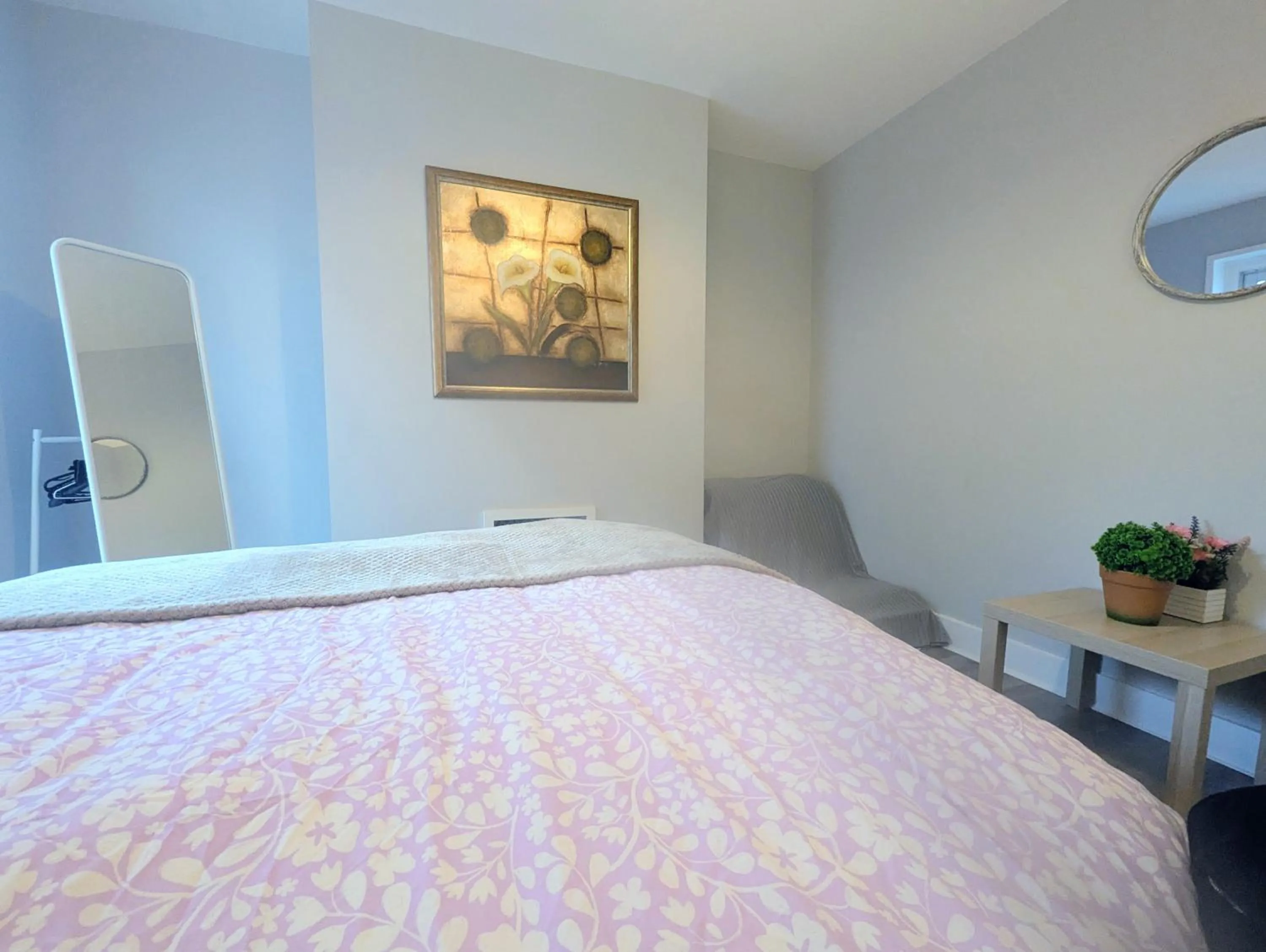 Bed in TopHome West Hampstead