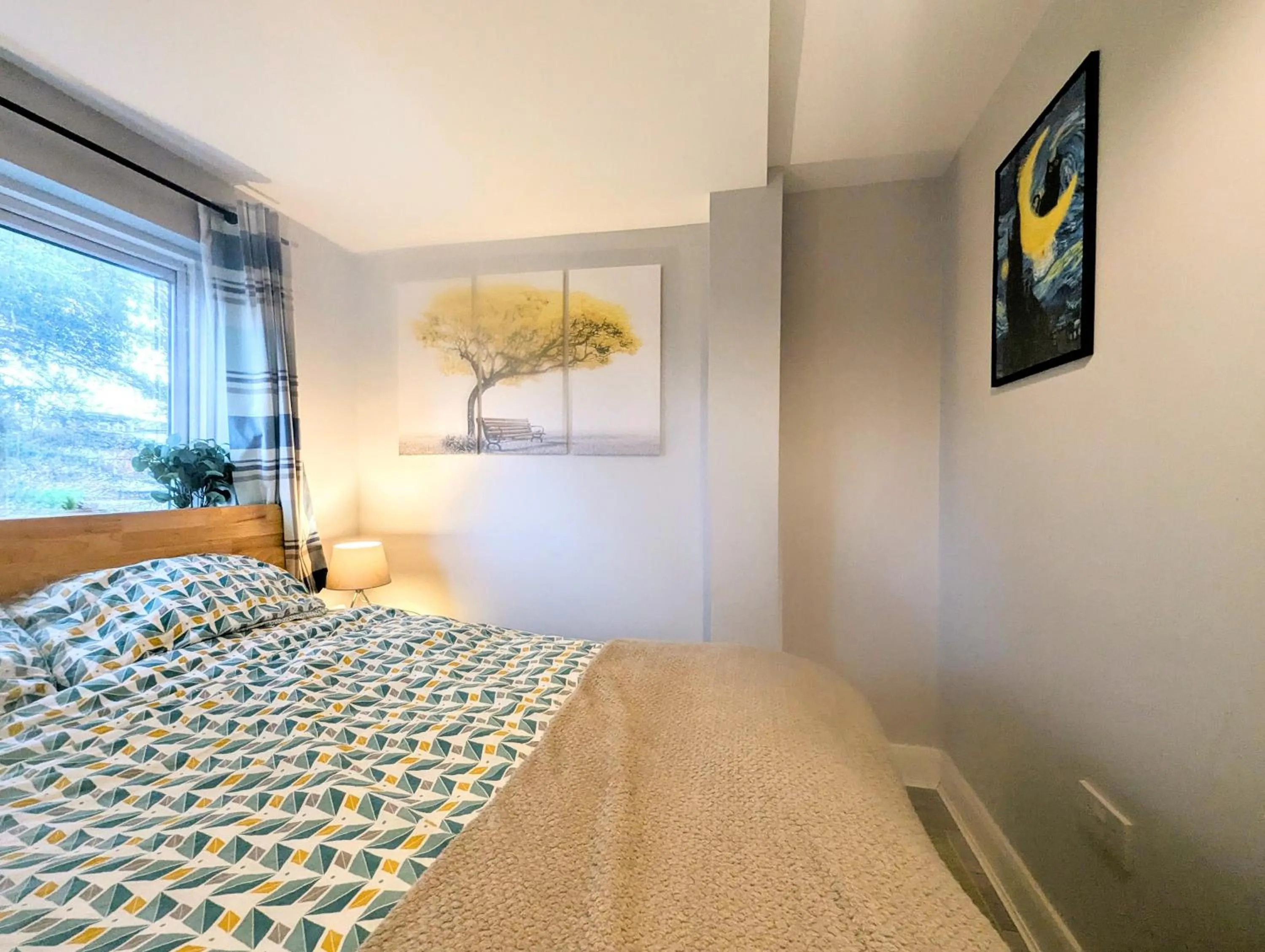 Bed in TopHome West Hampstead