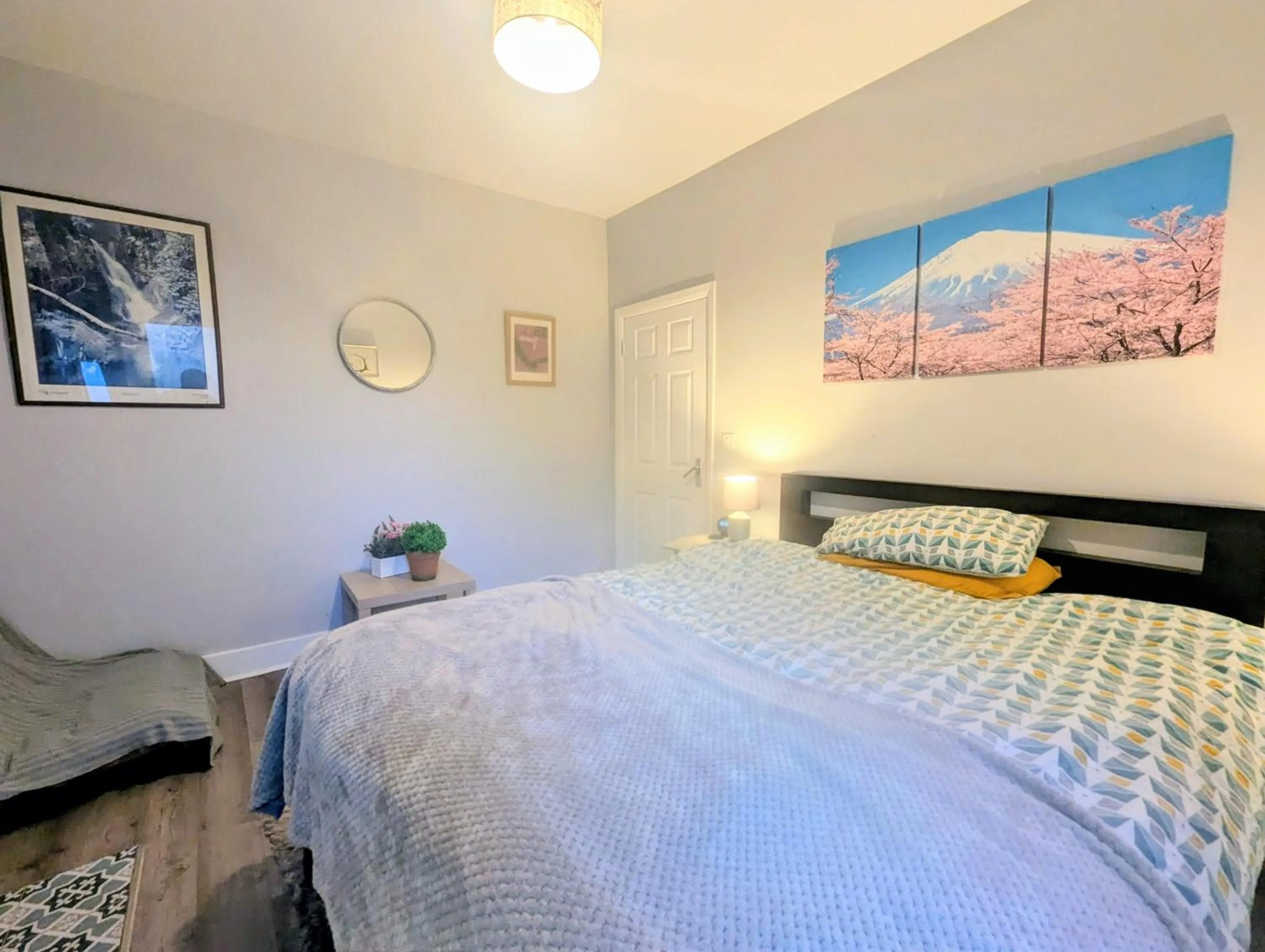 Bed in TopHome West Hampstead
