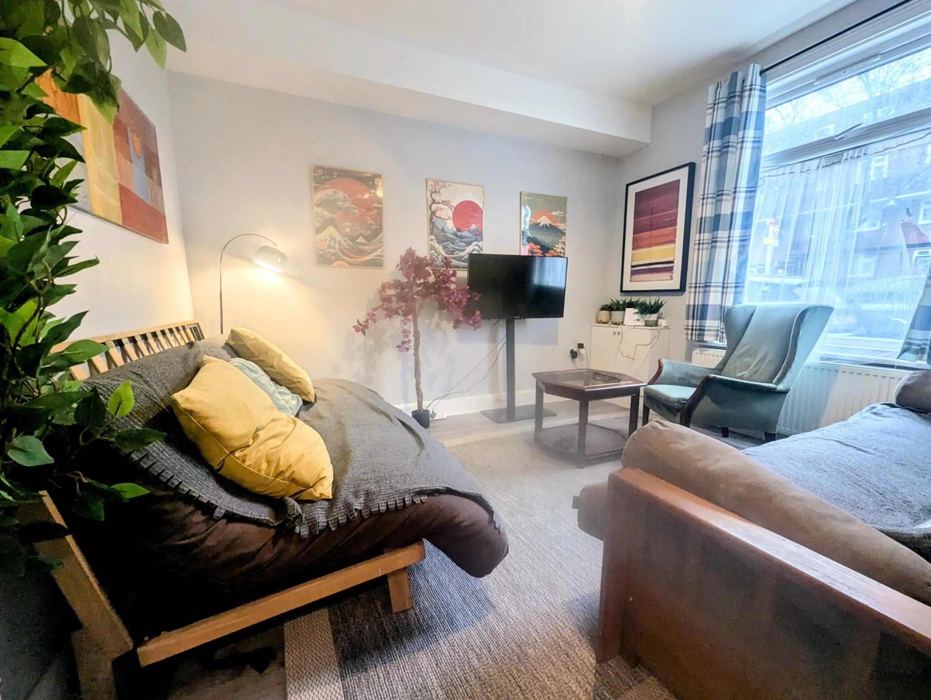 TV and multimedia in TopHome West Hampstead