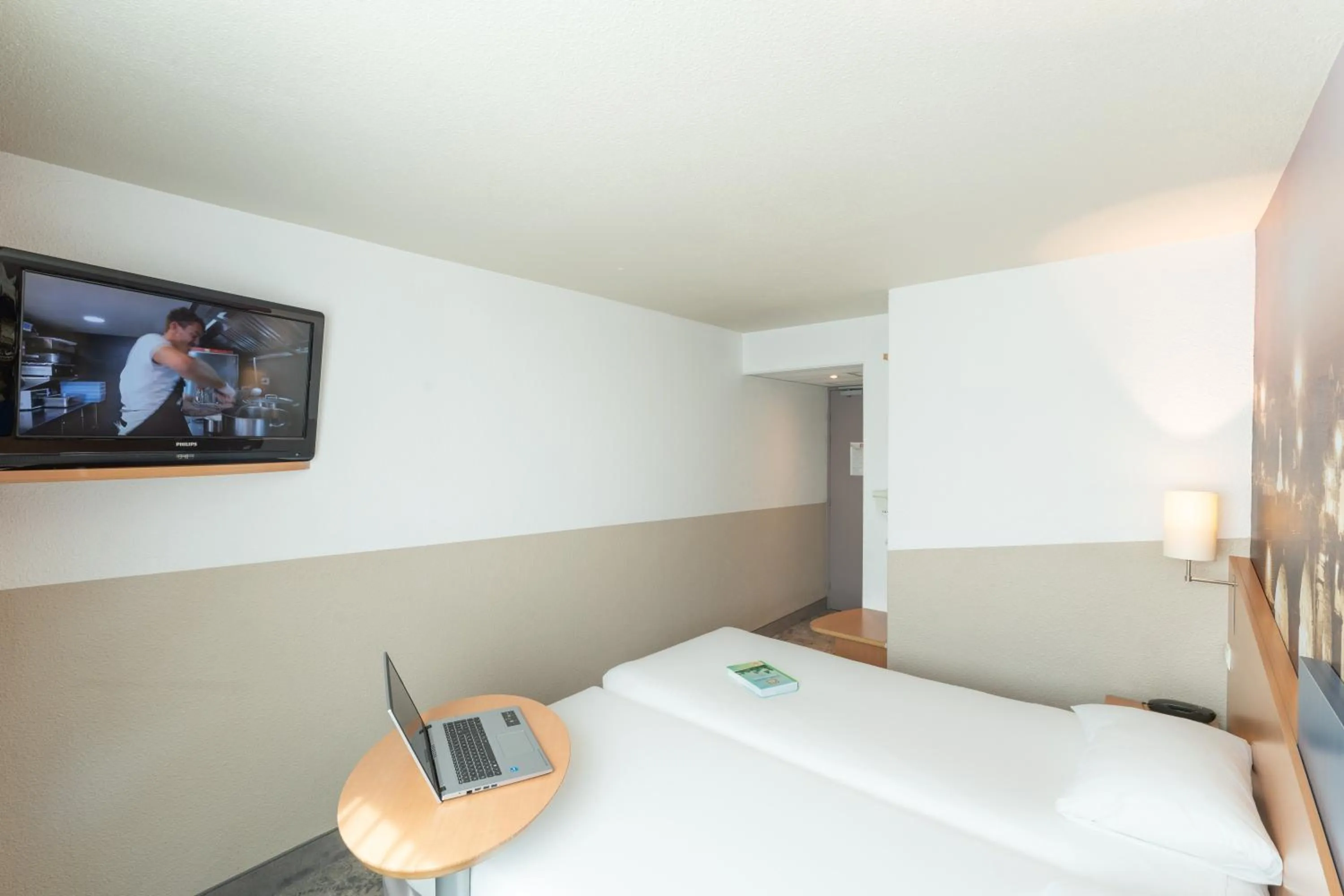 Bed in ibis Styles Angers Centre Gare