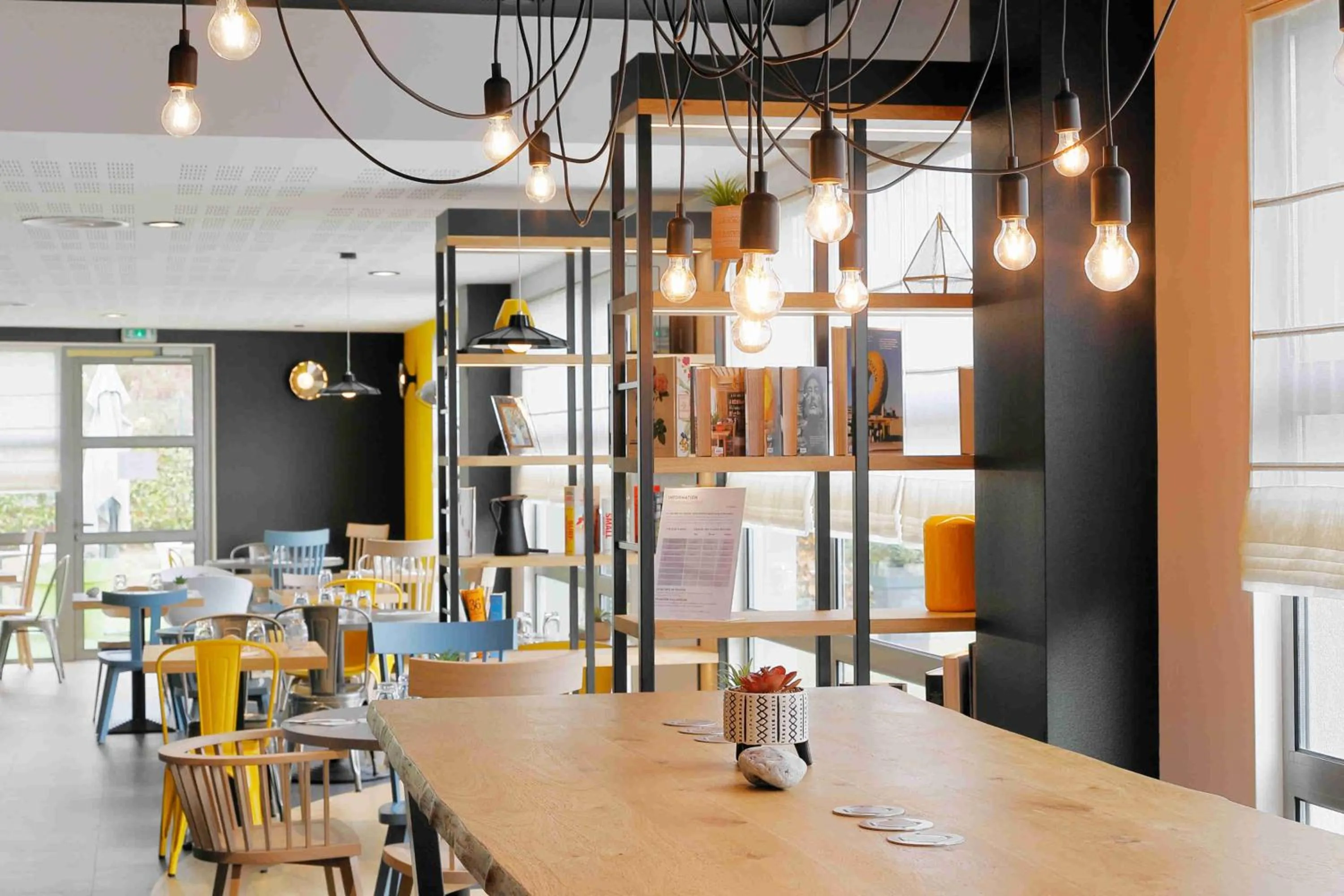 Restaurant/places to eat in Campanile Roissy - Aéroport CDG - Le Mesnil Amelot