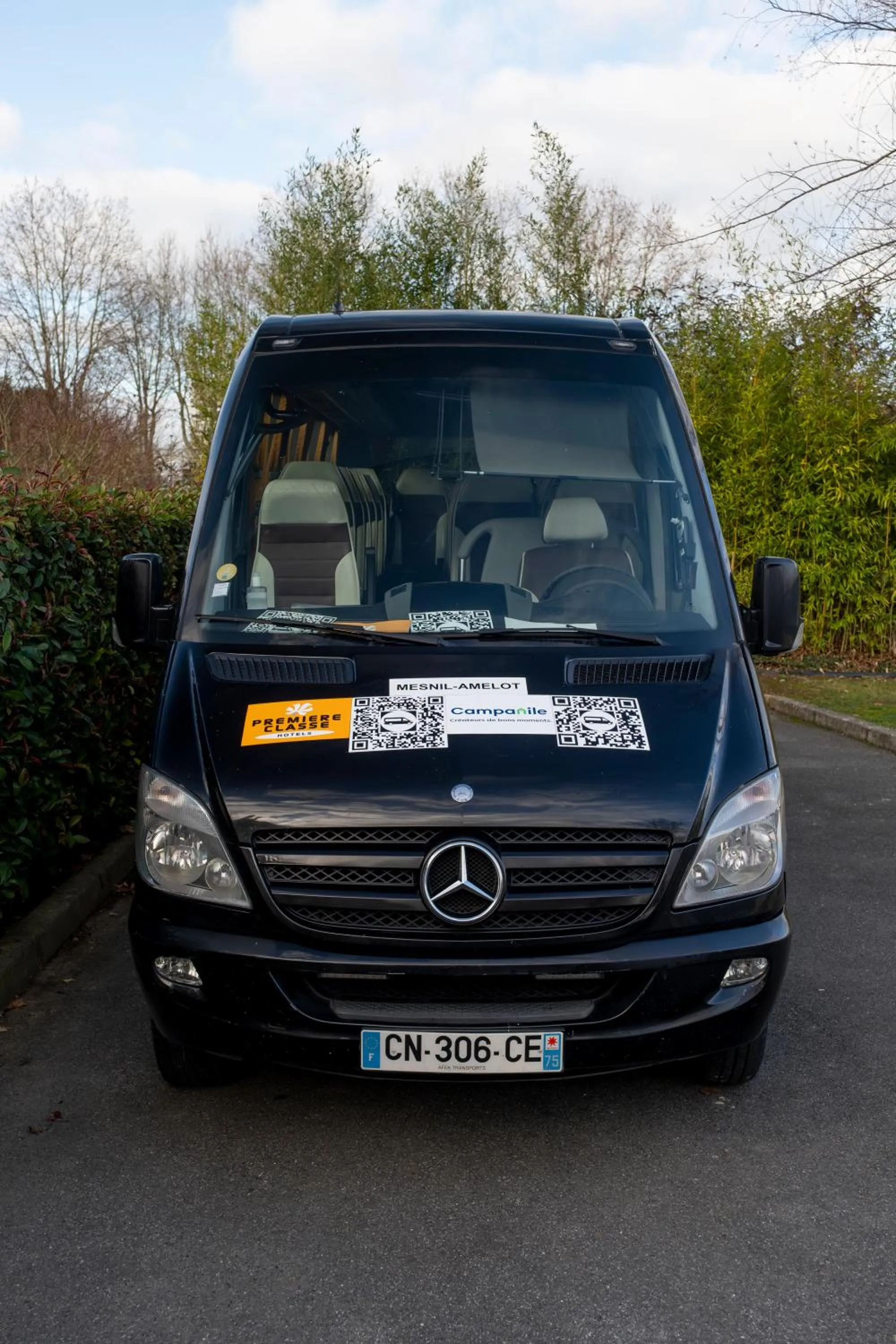 shuttle in Campanile Roissy - Aéroport CDG - Le Mesnil Amelot