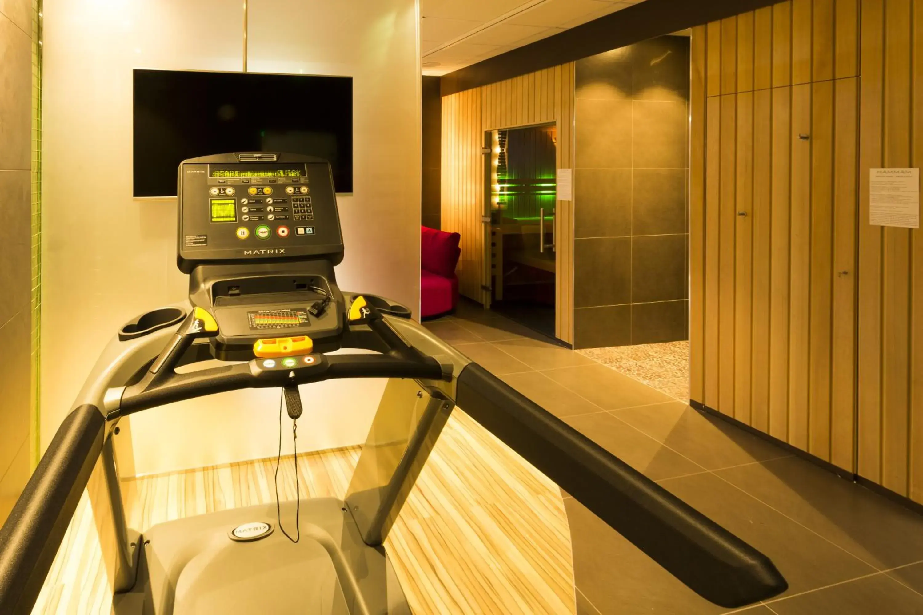 Spa and wellness centre/facilities in Campanile Roissy - Aéroport CDG - Le Mesnil Amelot Spa and wellness centre/facilities in Campanile Roissy - Aéroport CDG - Le Mesnil Amelot