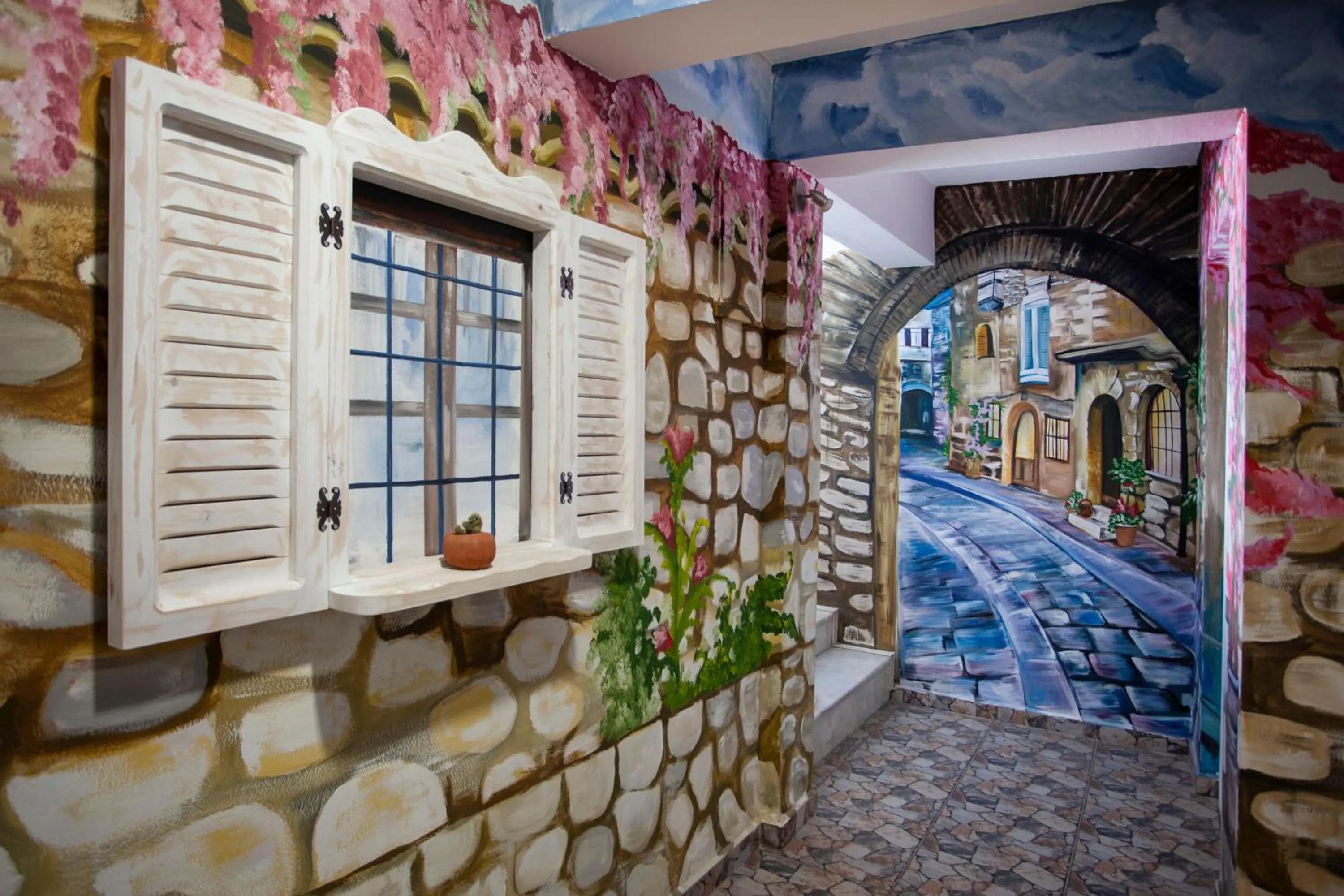 Decorative detail in Zephyros City Otel