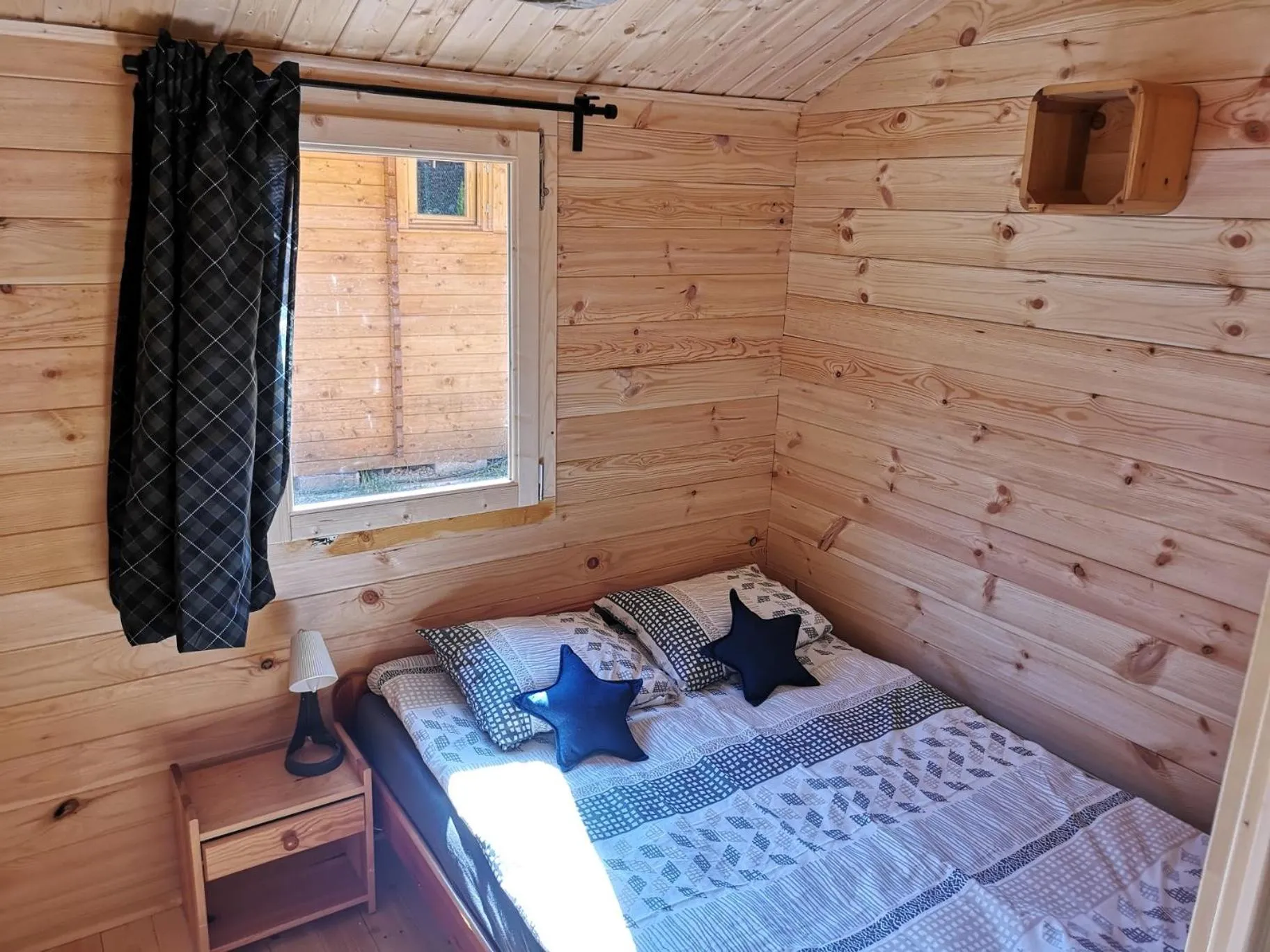 Bedroom, Bed in Leśny Zaułek